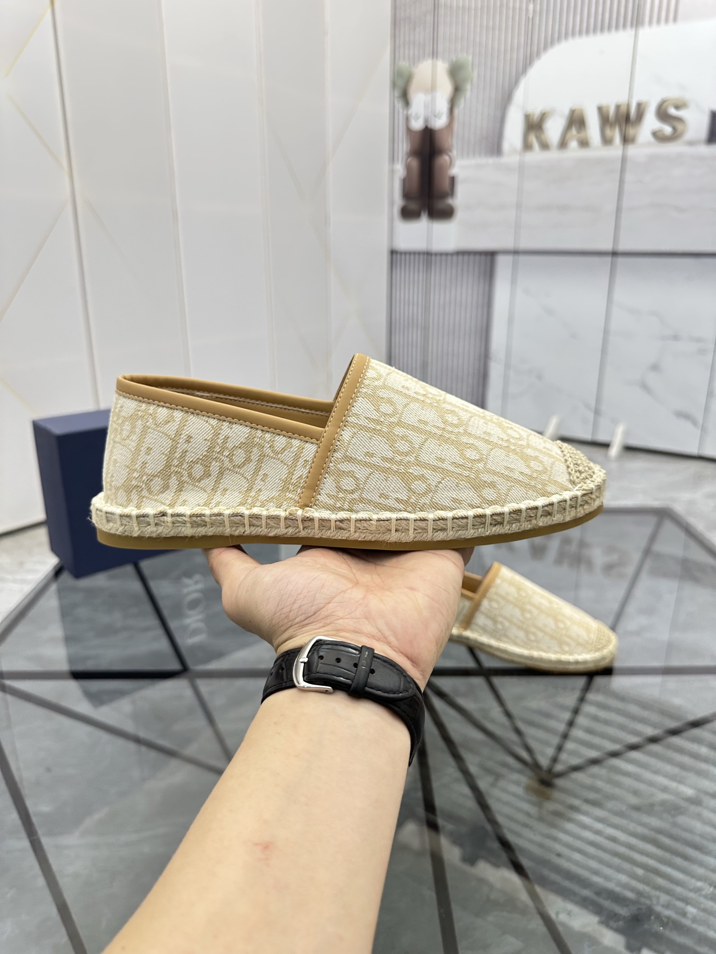Precio de venta: P170 Marca: Dior* "Dior*" Low-top Fisherman's ShoesTalla: 38-44(se puede personaliz