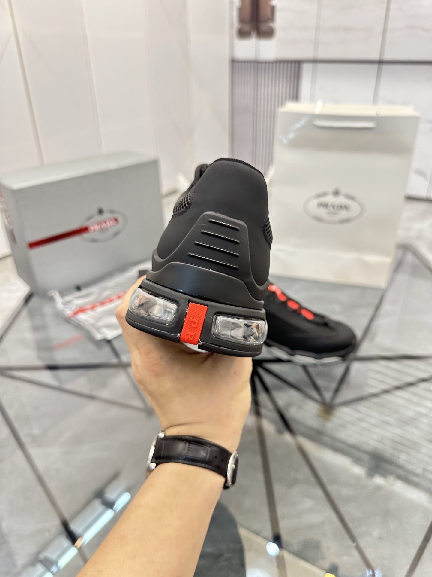 Precio de venta: P310 Calidad superior de gama altaMarca: Prada *"Prada*" mocasines de caña bajaTall