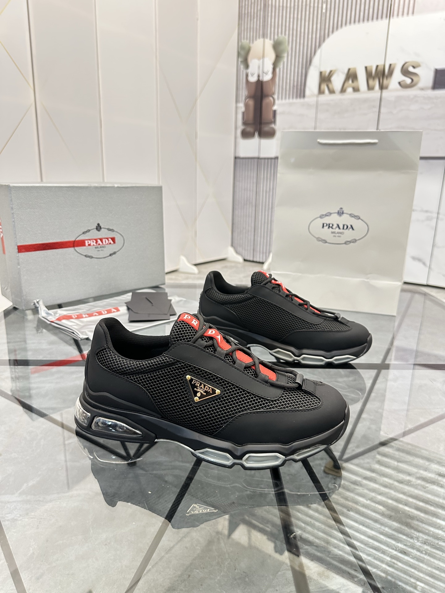 Precio de venta: P310 Calidad superior de gama altaMarca: Prada *"Prada*" mocasines de caña bajaTall
