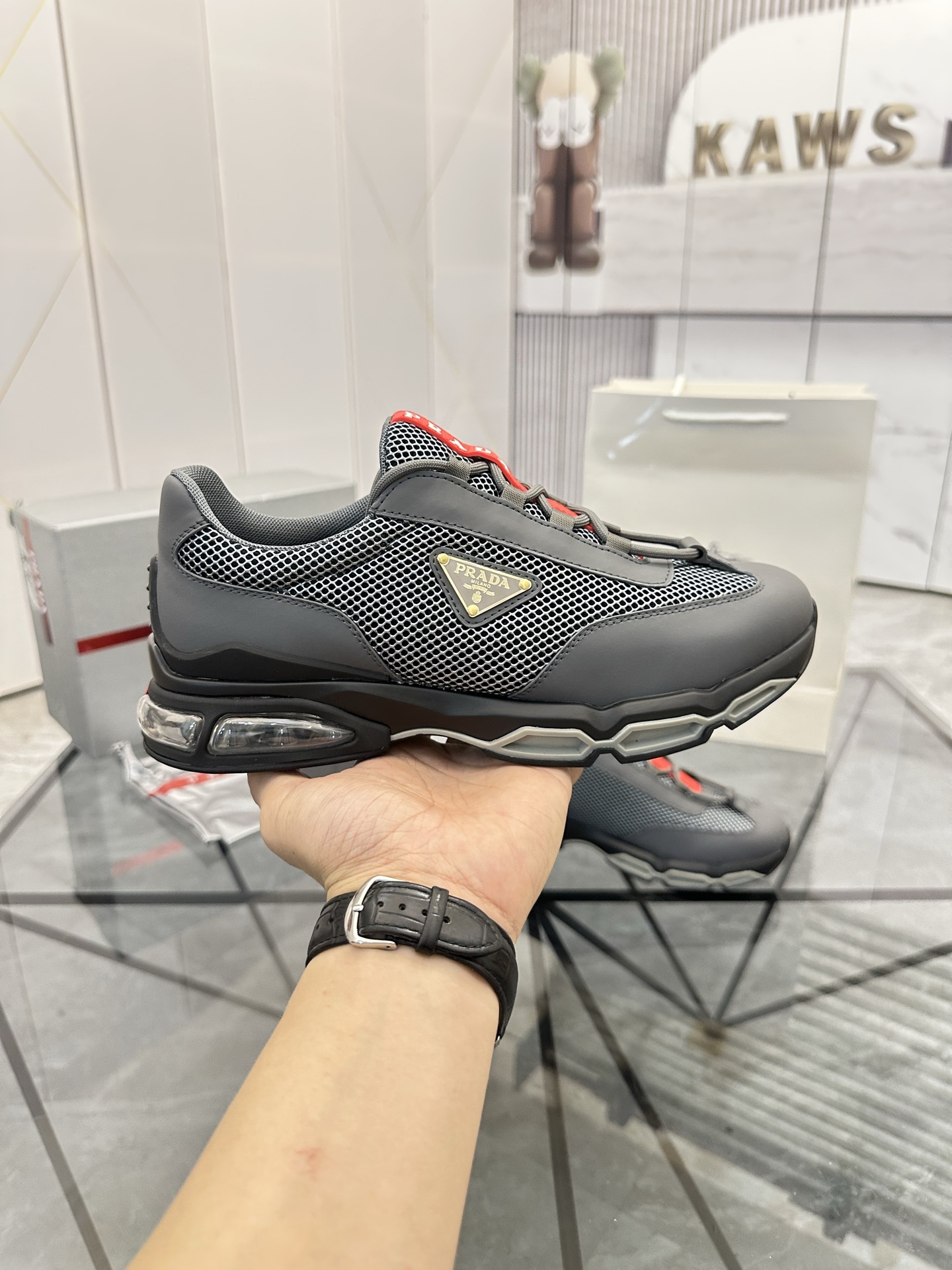 Precio de venta: P310 Calidad superior de gama altaMarca: Prada *"Prada*" mocasines de caña bajaTall