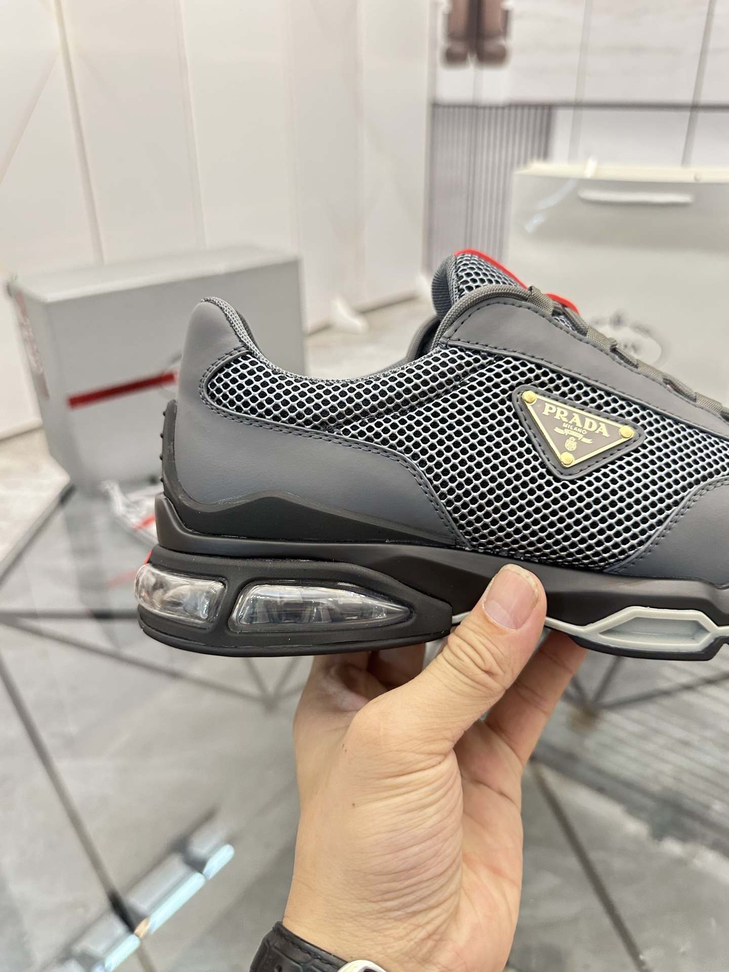 Precio de venta: P310 Calidad superior de gama altaMarca: Prada *"Prada*" mocasines de caña bajaTall
