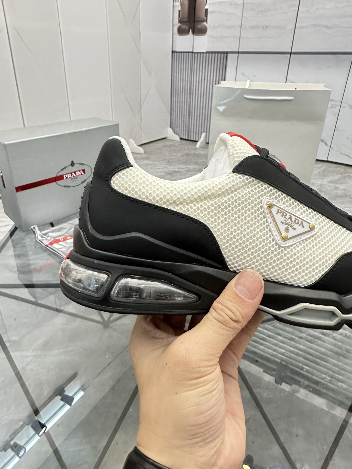 Precio de venta: P310 Calidad superior de gama altaMarca: Prada *"Prada*" mocasines de caña bajaTall