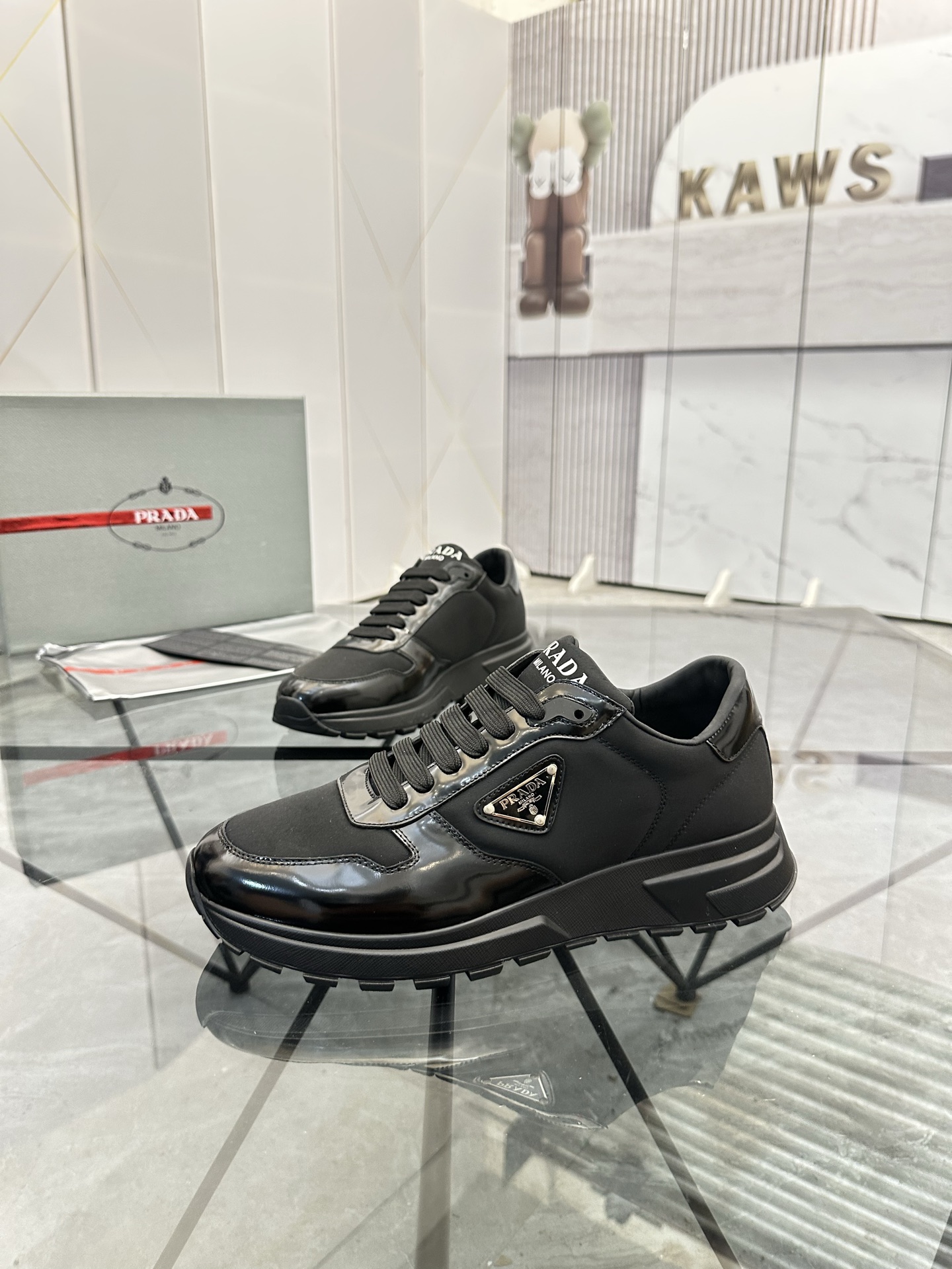 NO:354650,Price: High-end top quality Product trademark Prada *