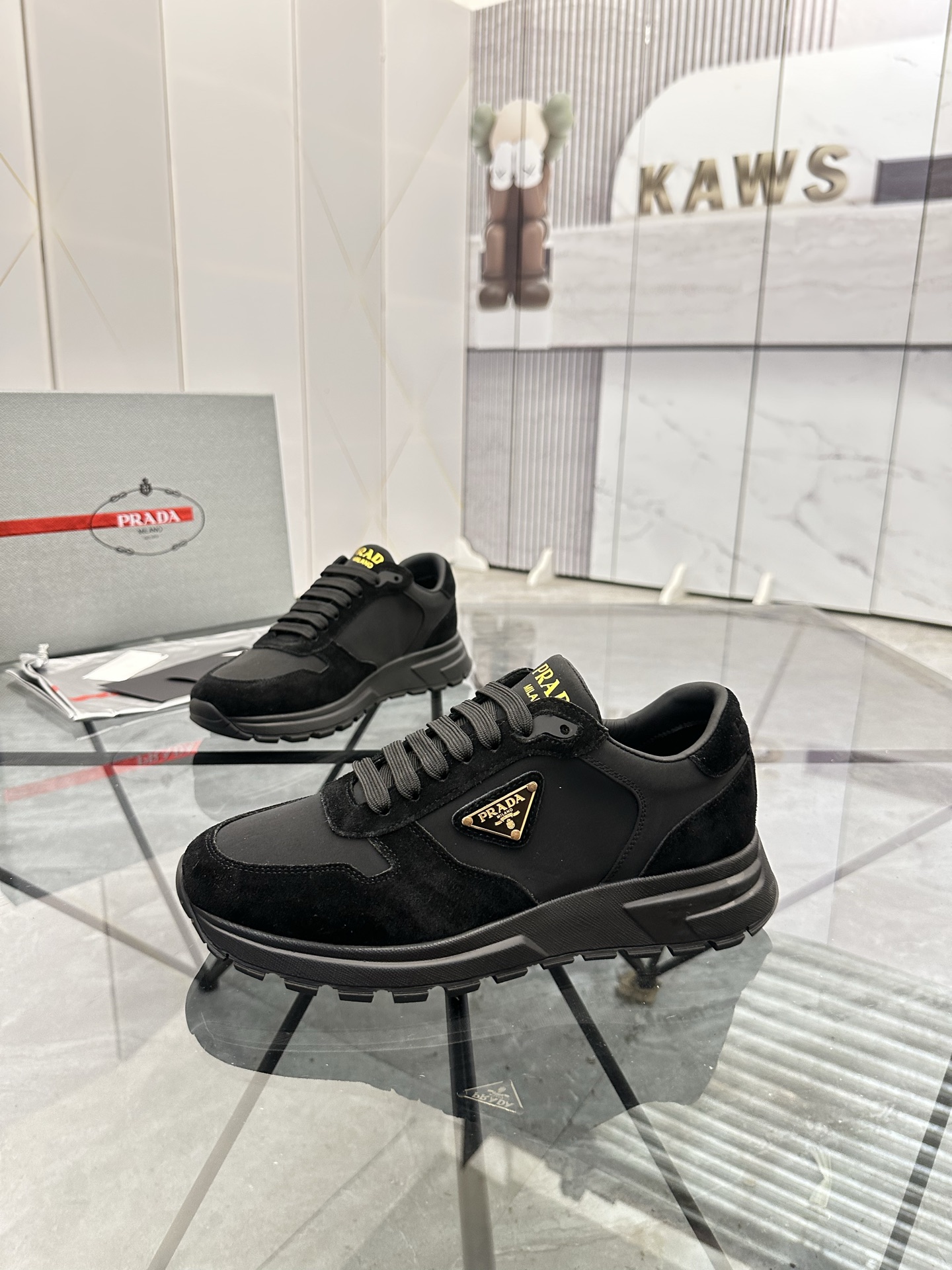 NO:357360,Price: High-end top quality Product trademark Prada *