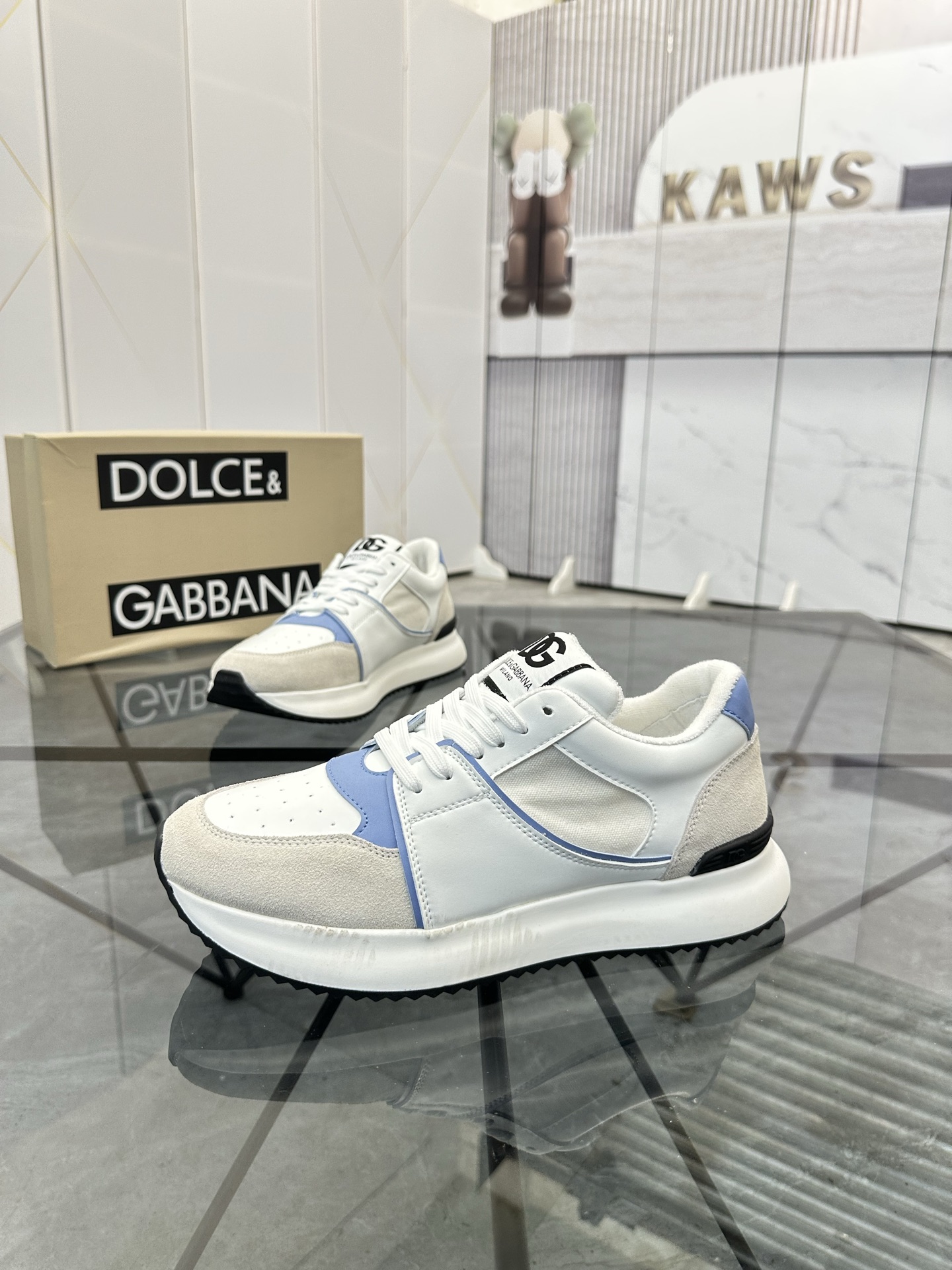 NO:355842,Price: Product trademark: DG*