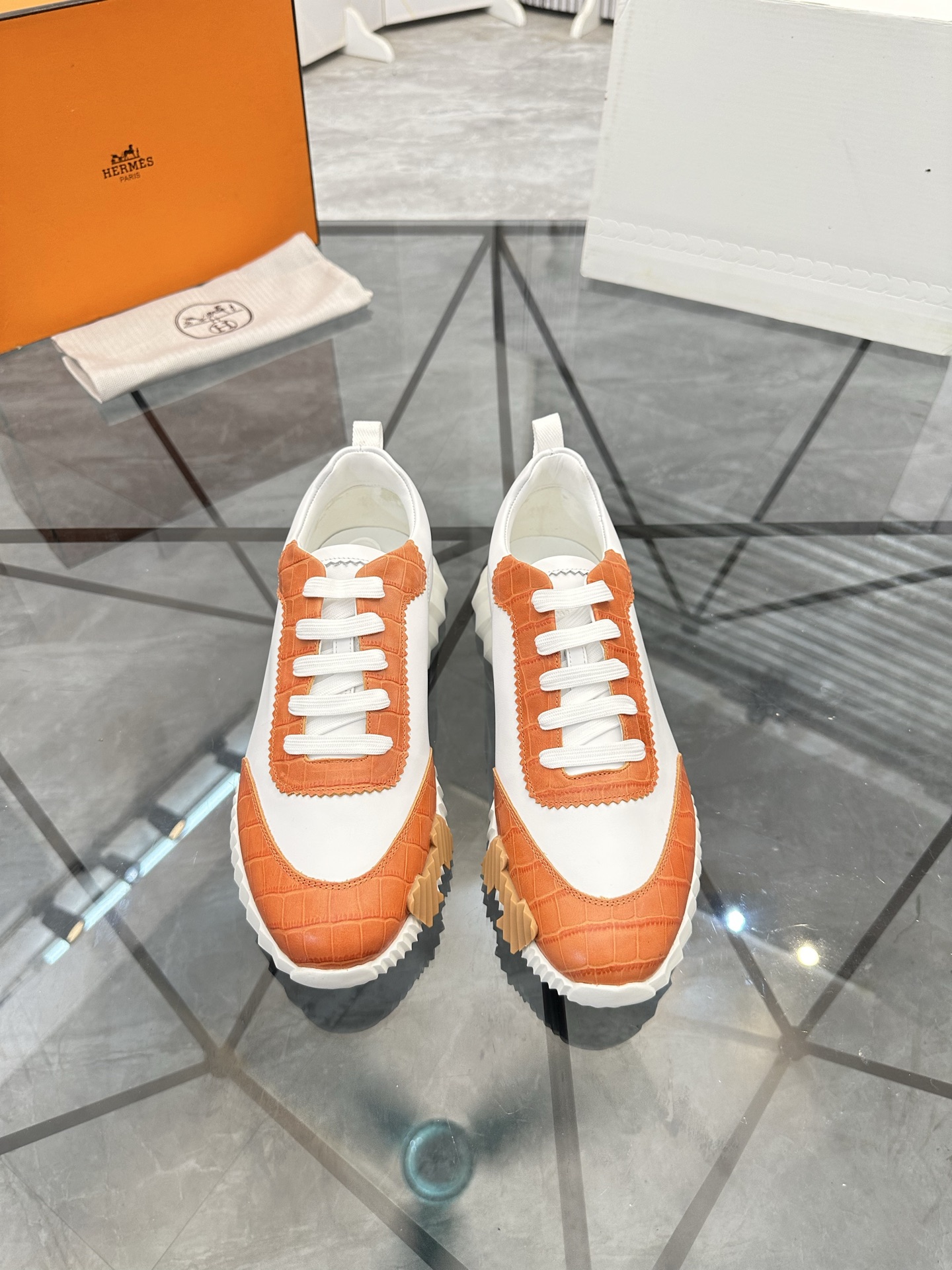 NO:350586,Price: High-end top quality with aircraft box Product trademark: Hermè*