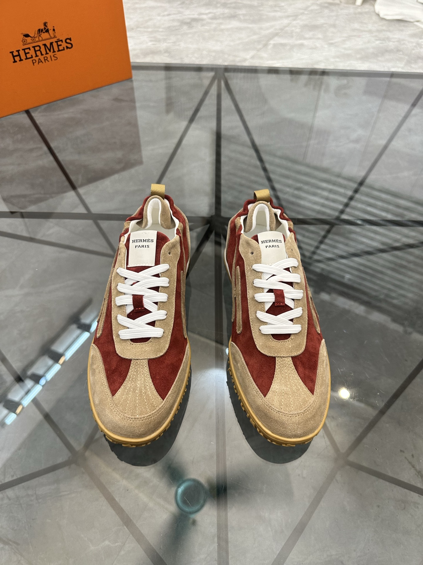 NO:898114,Price: Product trademark: Hermè* 'Hermès*' low-cut casual shoes. Regular size: 38-44. (Can be customized to 45.46) Product material upper imported first-layer cowhide spliced ​​original material, sheepskin lining, original outsole. No. 4453,,hermes,hermes,cowhide,sheepskin19860909售 价:   商品商标:Hermè*「爱马仕*」低帮休闲鞋 正码码数:38-44.(可订做45.46) 商品材料鞋面进口头层牛皮拼接原版材料,羊皮内里,原版大底. 编 号4453,,hermes,hermes,cowhide,sheepskin,Men's shoes