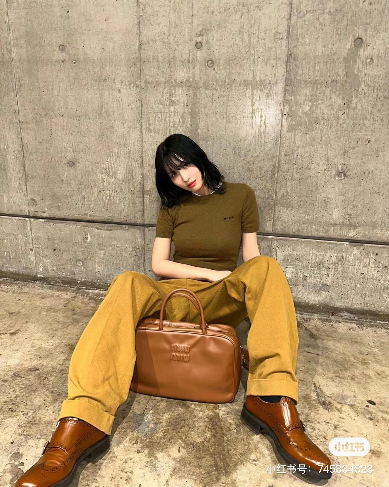miumiu公文包 4