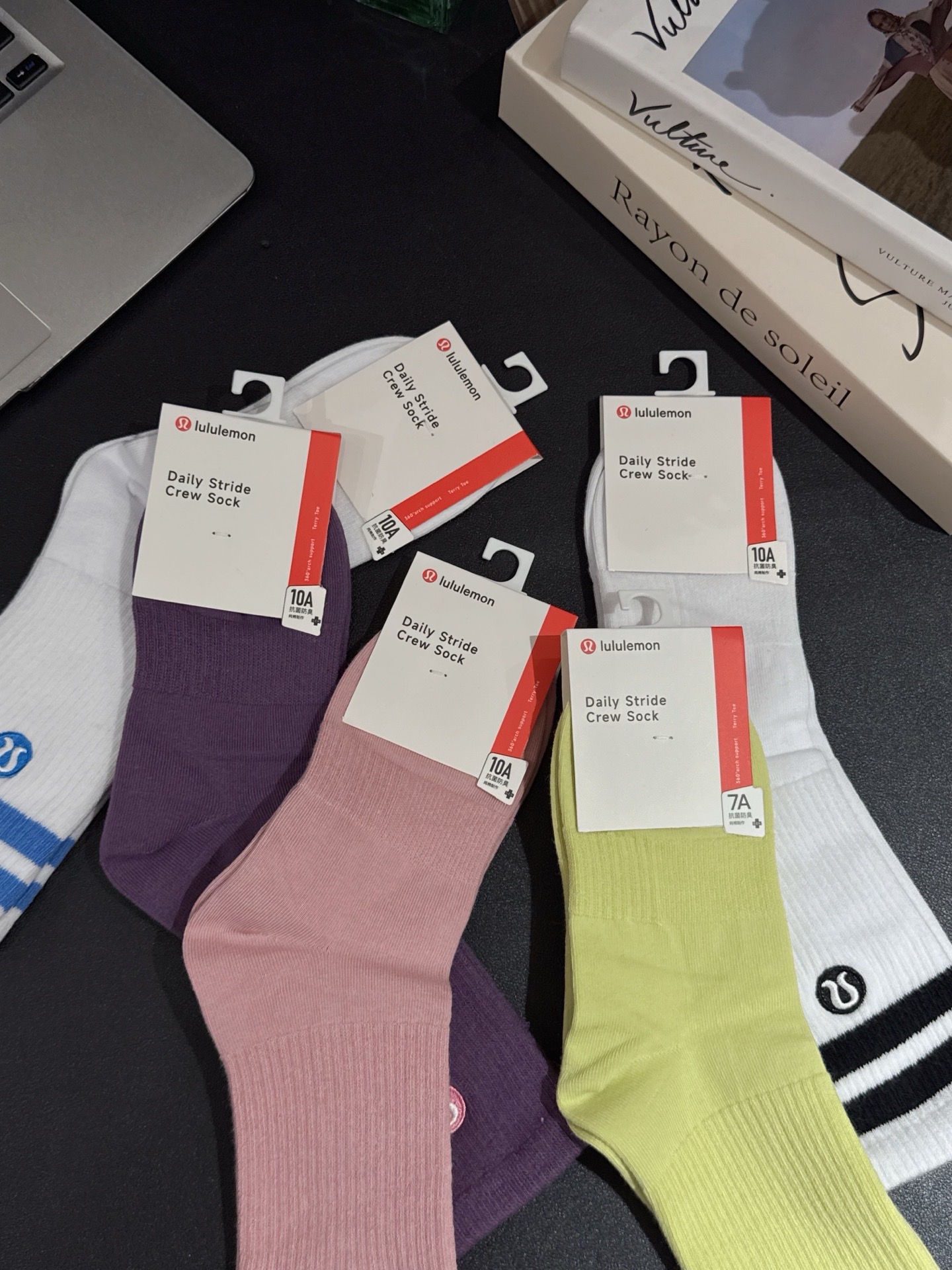 Lulu accessories Original packaging! Each pair is independent Lulu accessories yoga