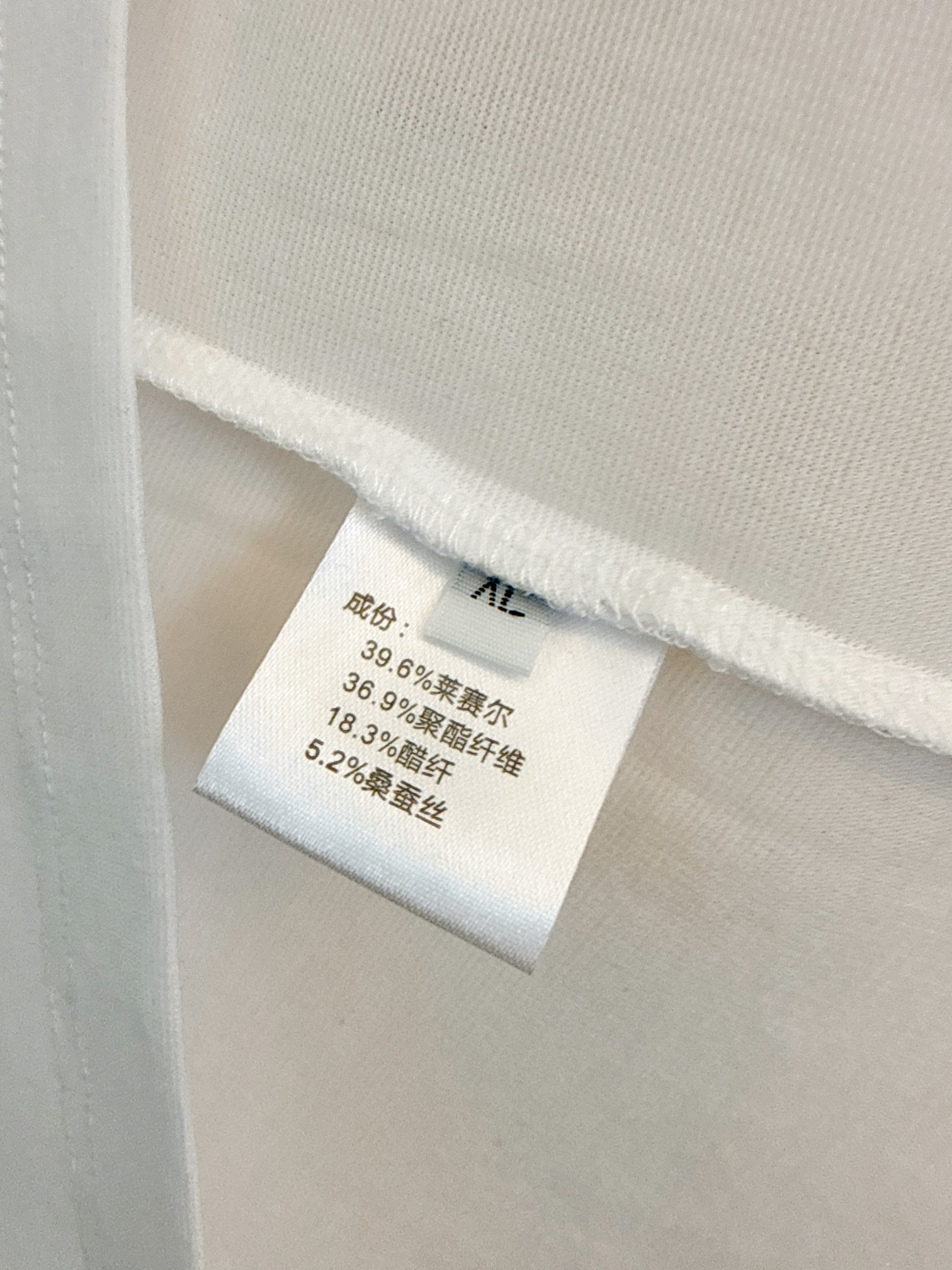 Luxurious Spring Women’s Clothes by Loro Piana @2025: High-end Quality with Unique Packaging - 图片 6