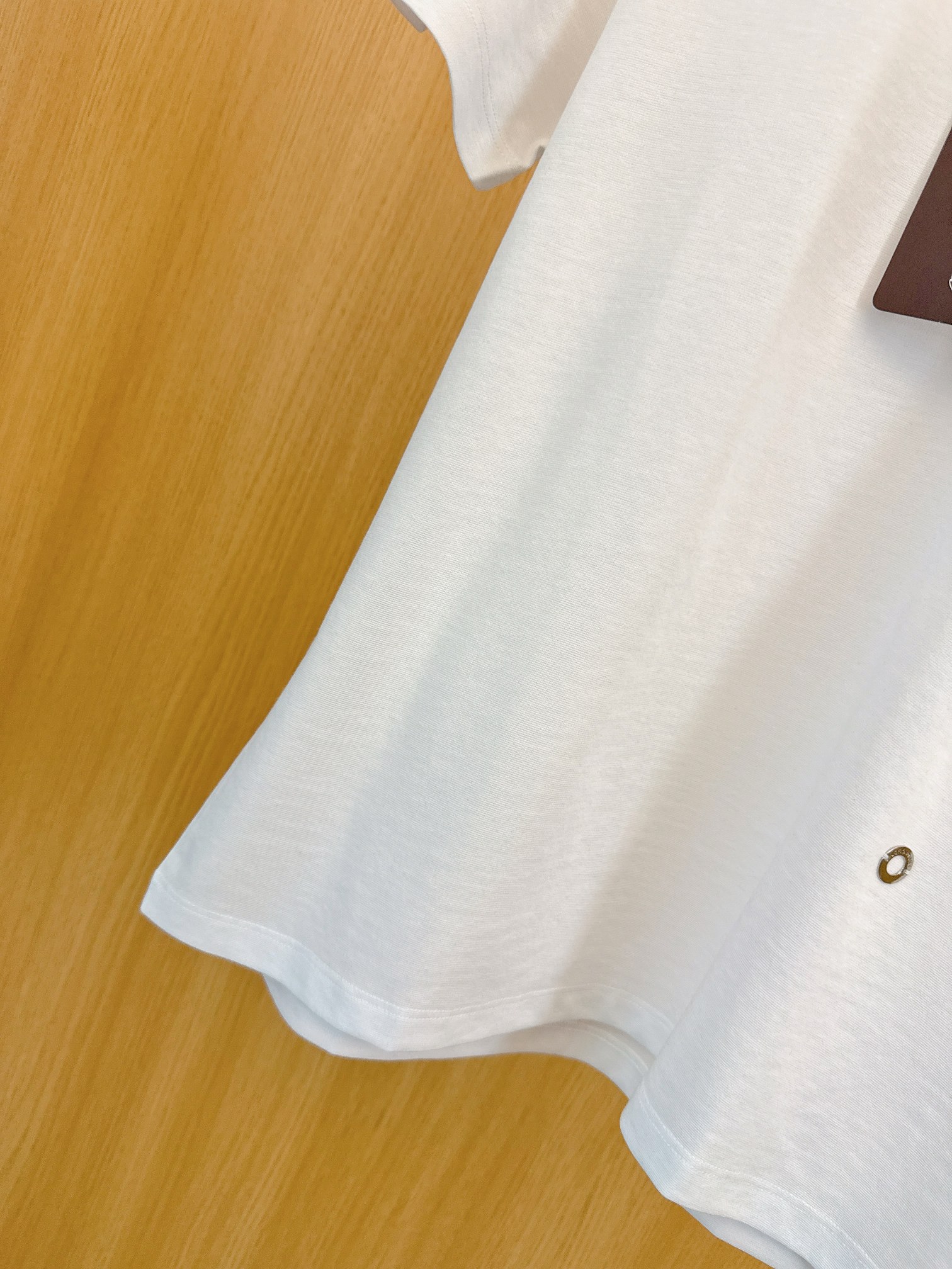 Luxurious Spring Women’s Clothes by Loro Piana @2025: High-end Quality with Unique Packaging - 图片 3