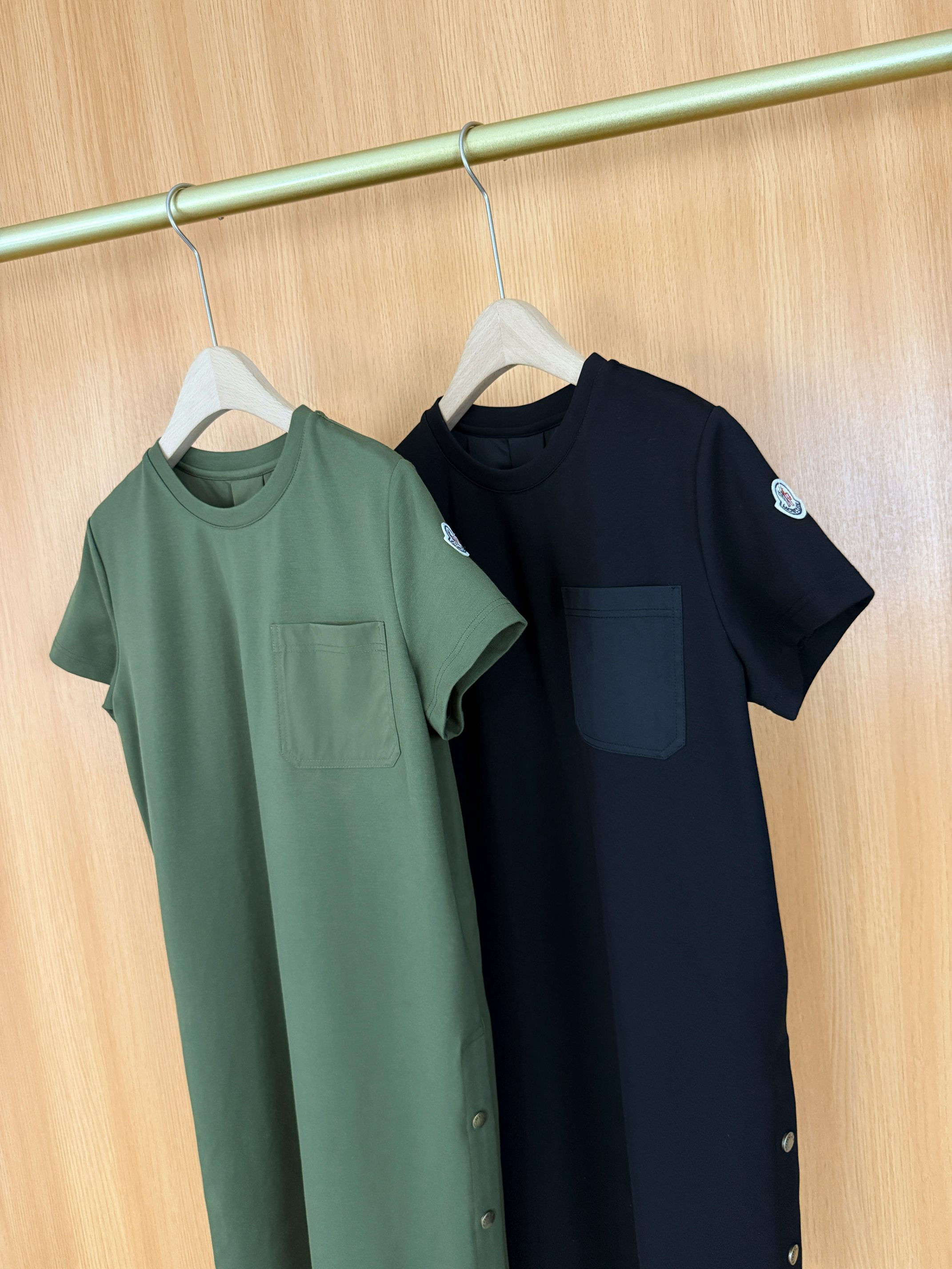 2025 New Moncler Loose-Buttoned Dress: High-Quality Women’s Clothes with Packaging Zips - 图片 4