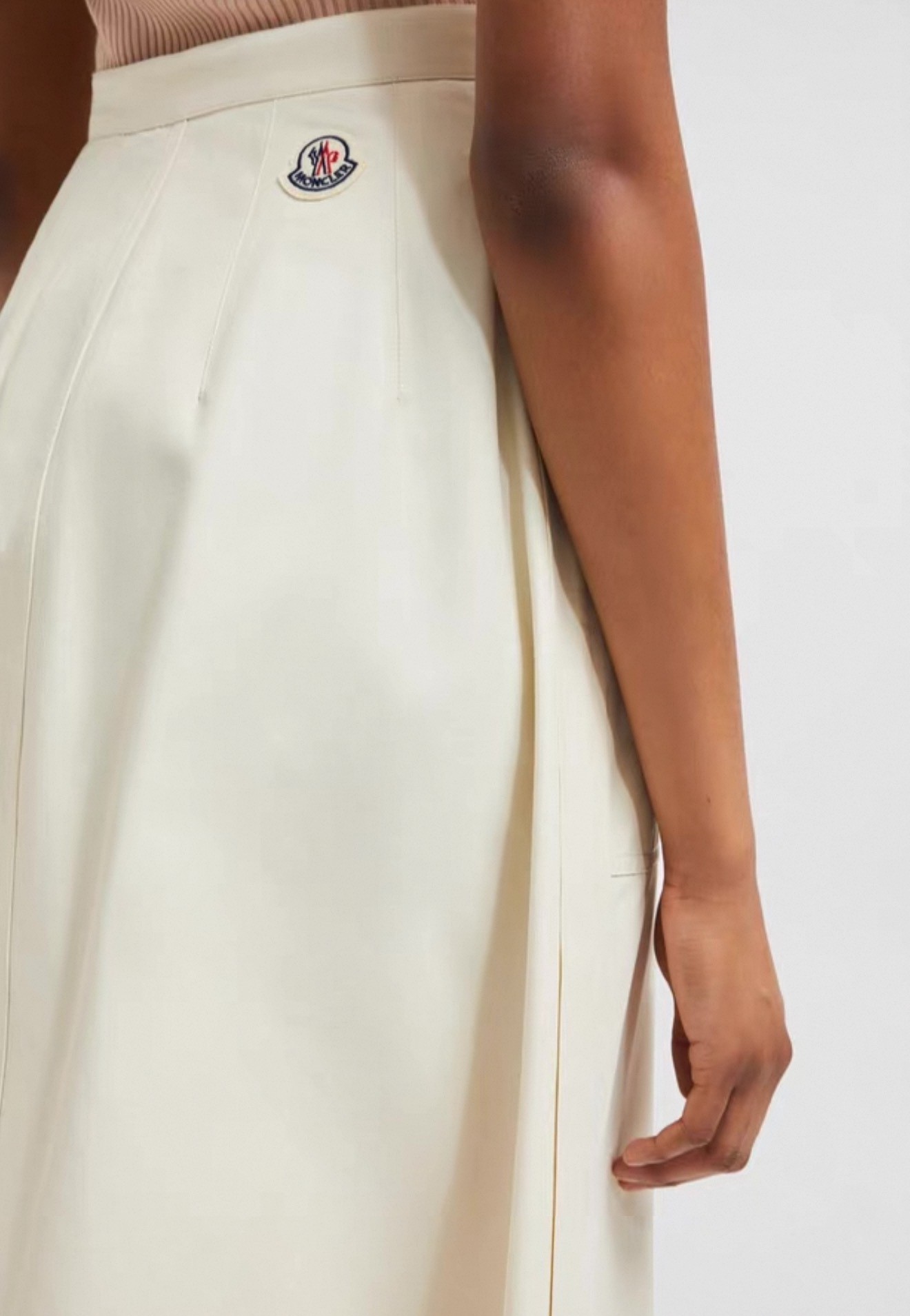 High-end Women’s Clothes with Packaging Zips: 2025 Single New Collection - 图片 5