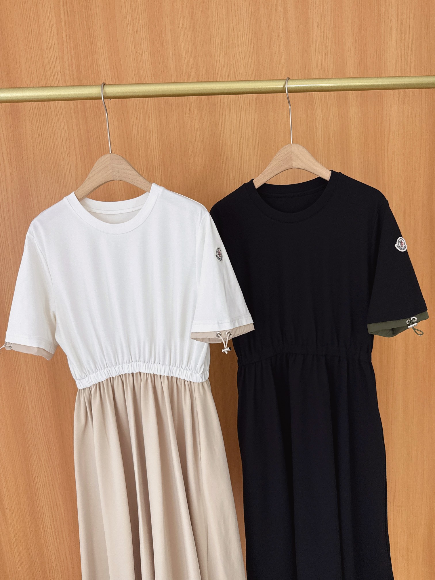 High Quality Women’s Clothes with Packaging Zips @2025: Moncler Colored Dress - 图片 3