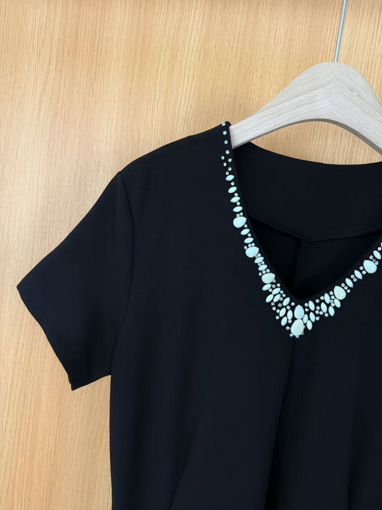 High Quality Women’s Clothes with Handmade Diamond Decorations and Unique Packaging Zips - 图片 2
