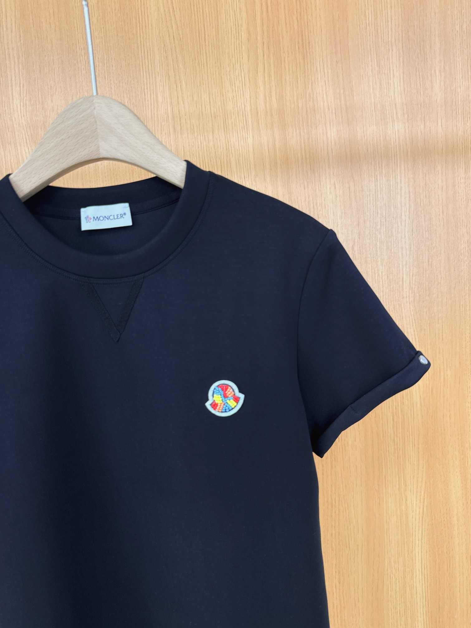 2025 Unique Moncler Women’s Clothes: High Quality with Special Packaging - 图片 6