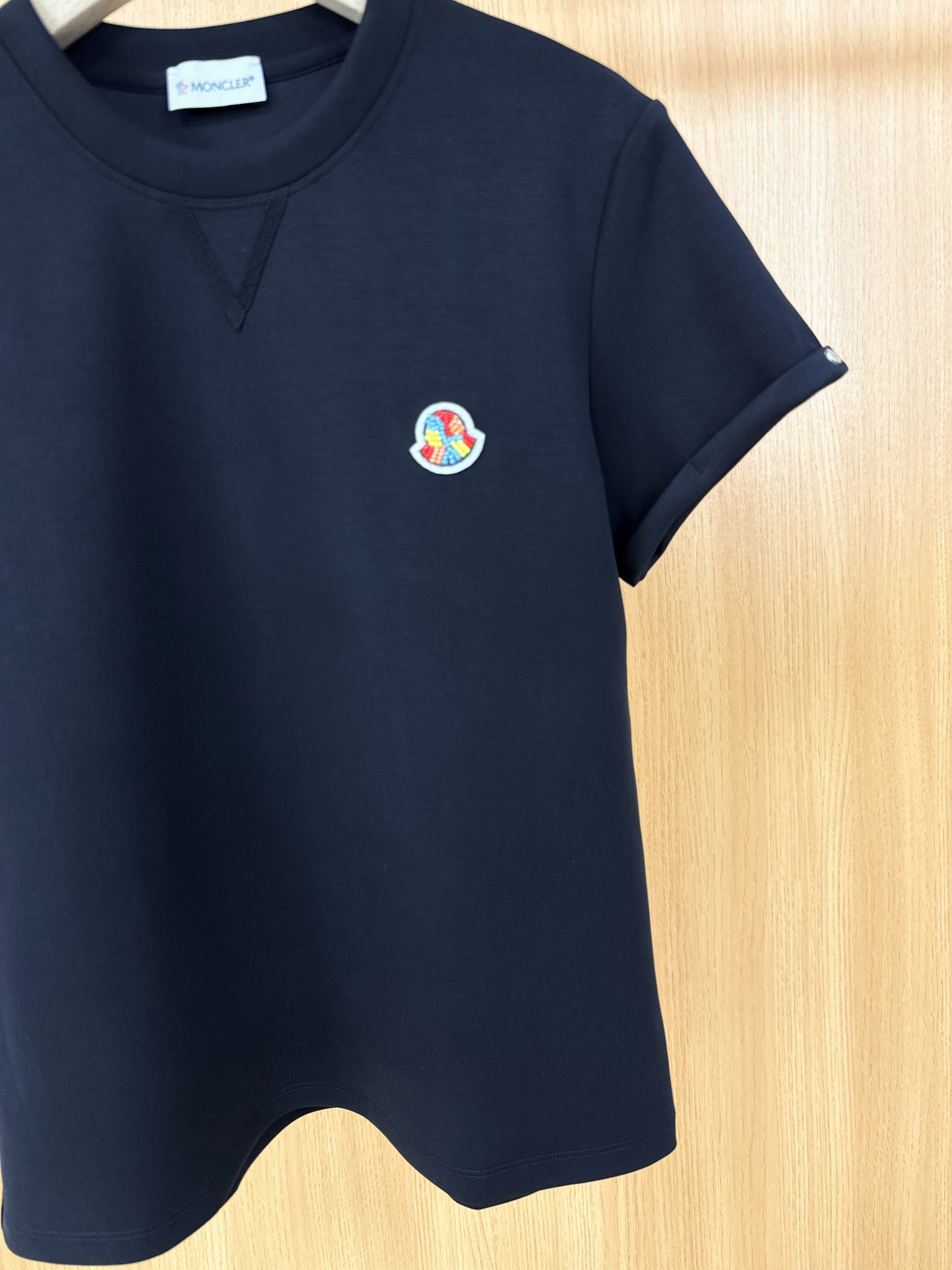 2025 Unique Moncler Women’s Clothes: High Quality with Special Packaging - 图片 8