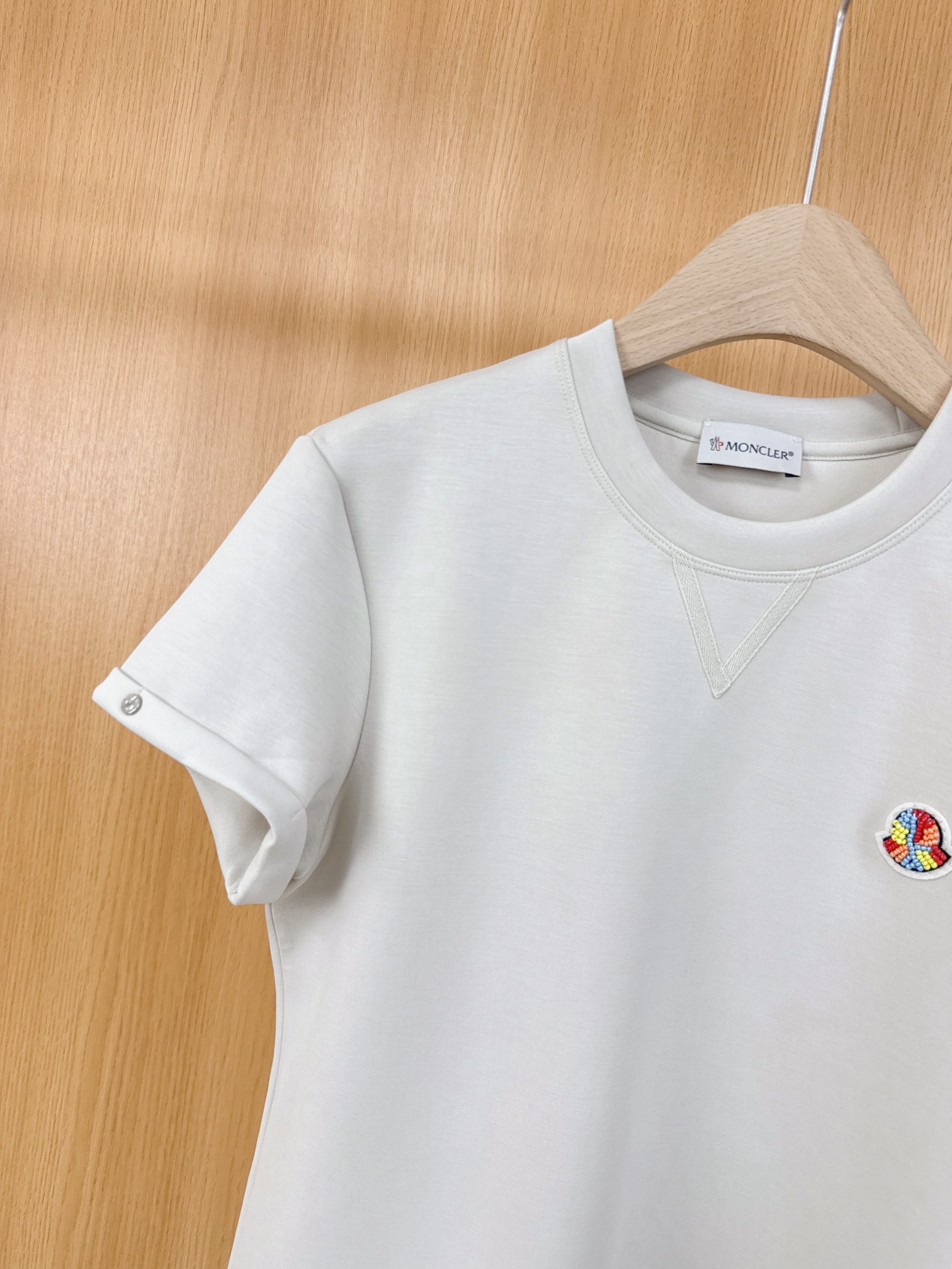 2025 Unique New Moncler Women’s Clothes: High Quality, Comfortable, Stylish Packagings - 图片 5