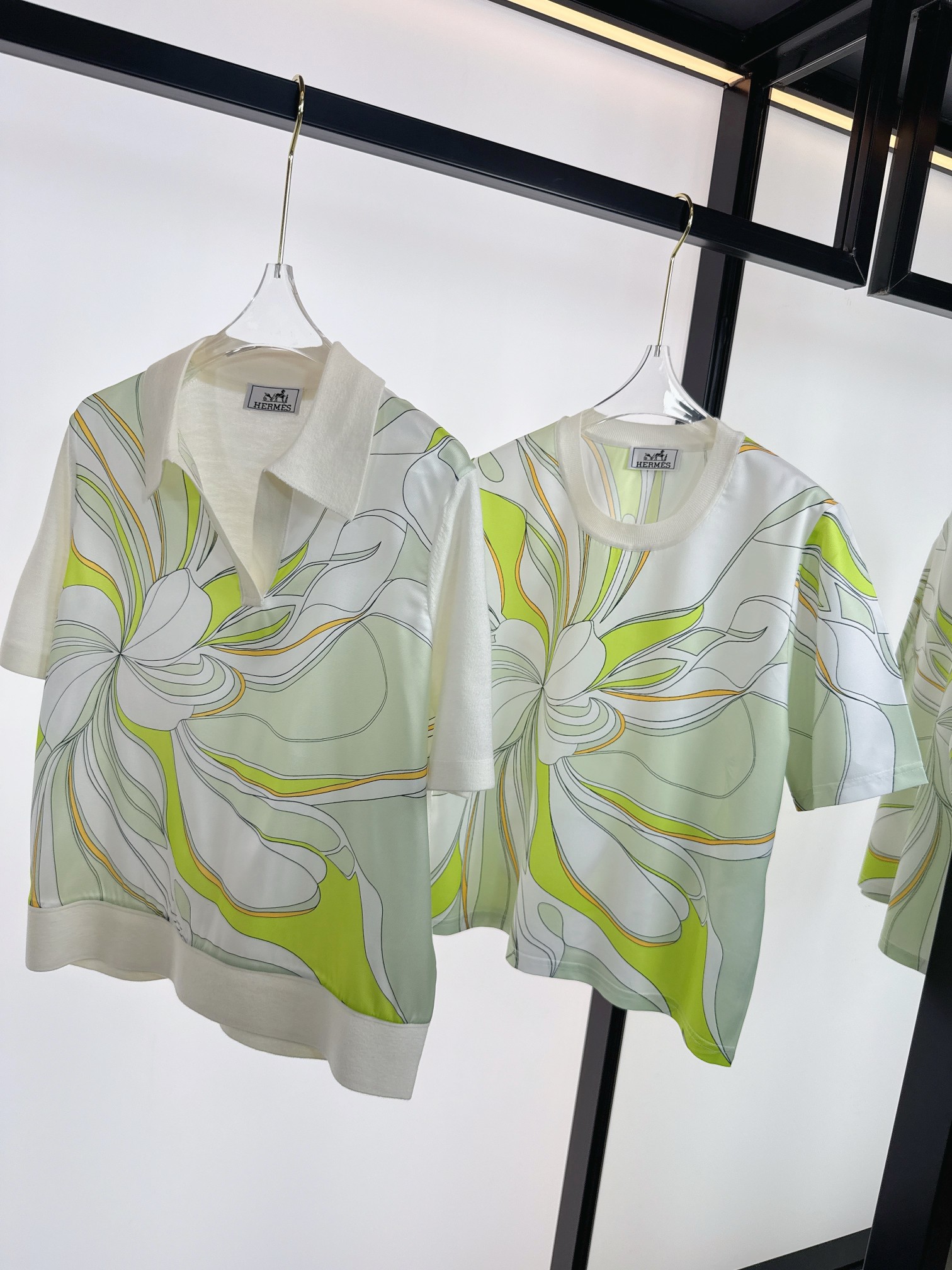 High-end Women’s Clothes with Packaging Zips: Hermes Web Synchronizes Unique New Texts - 图片 3