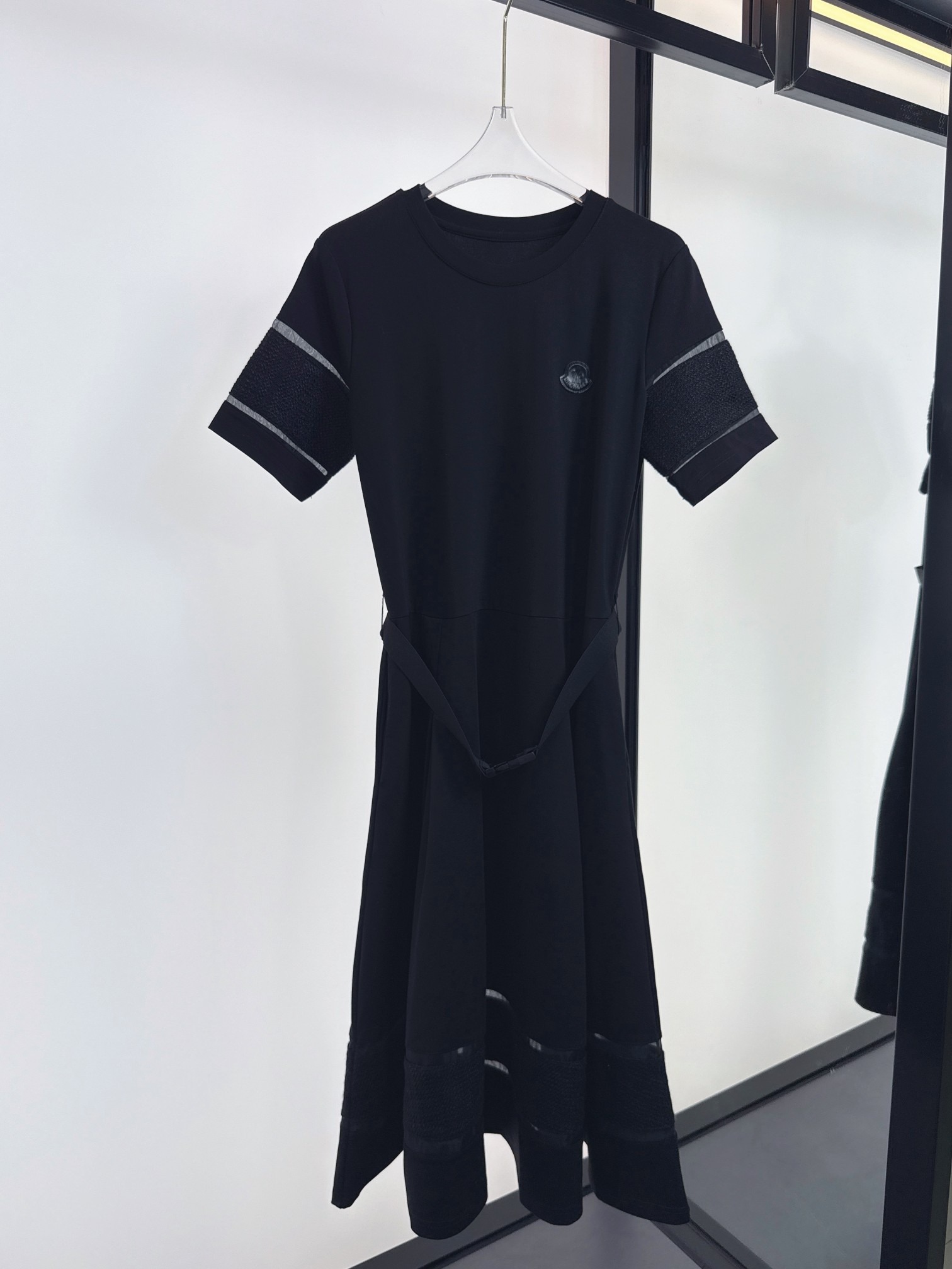 2025 Unique Moncler Women’s Clothes: High Quality with Packing Zips