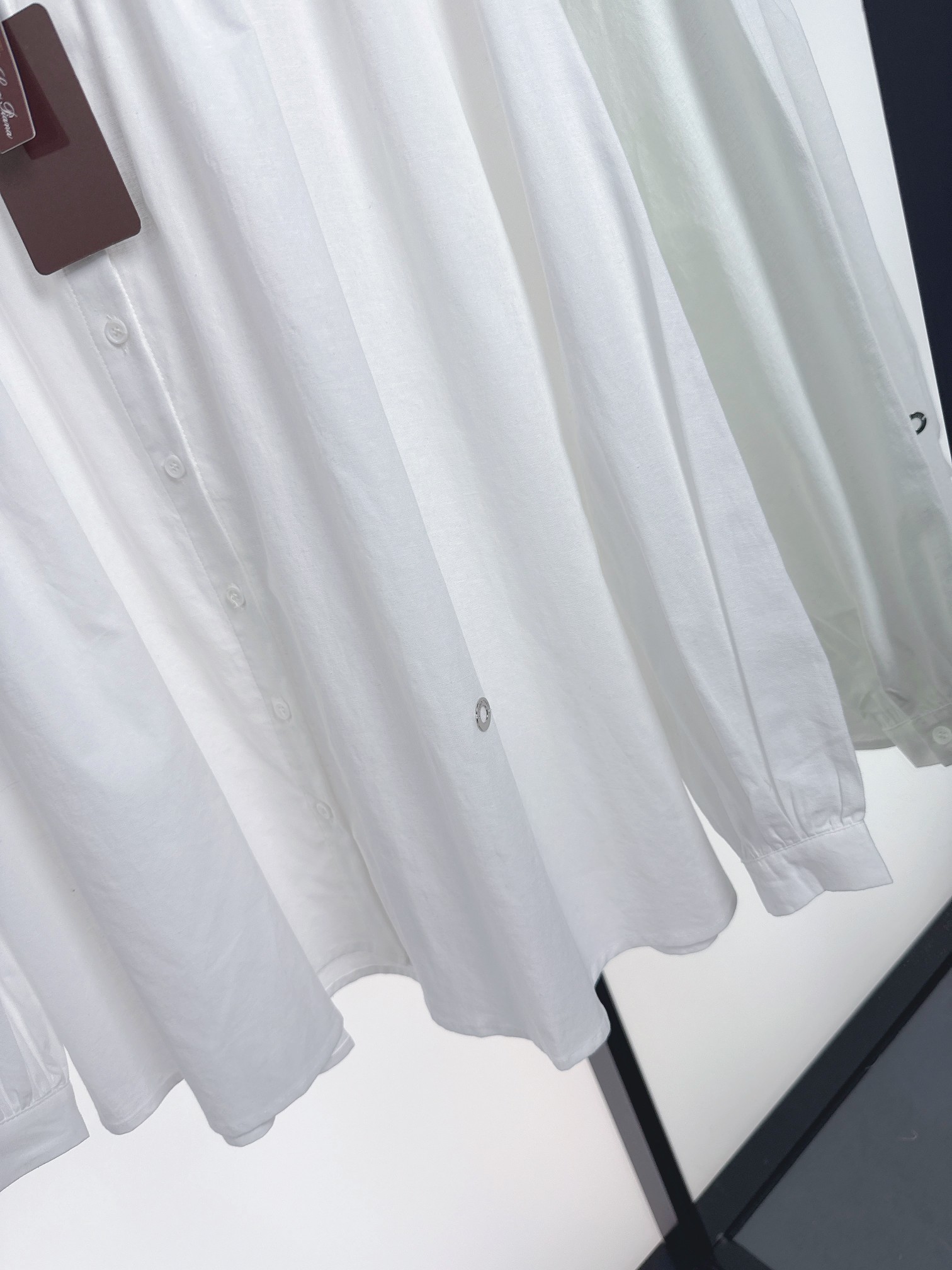 “2025 New Women’s Linen Shirts with Packing Zips: High Quality, Comfortable, and Inclusive Sizes for All Body Types” - 图片 5