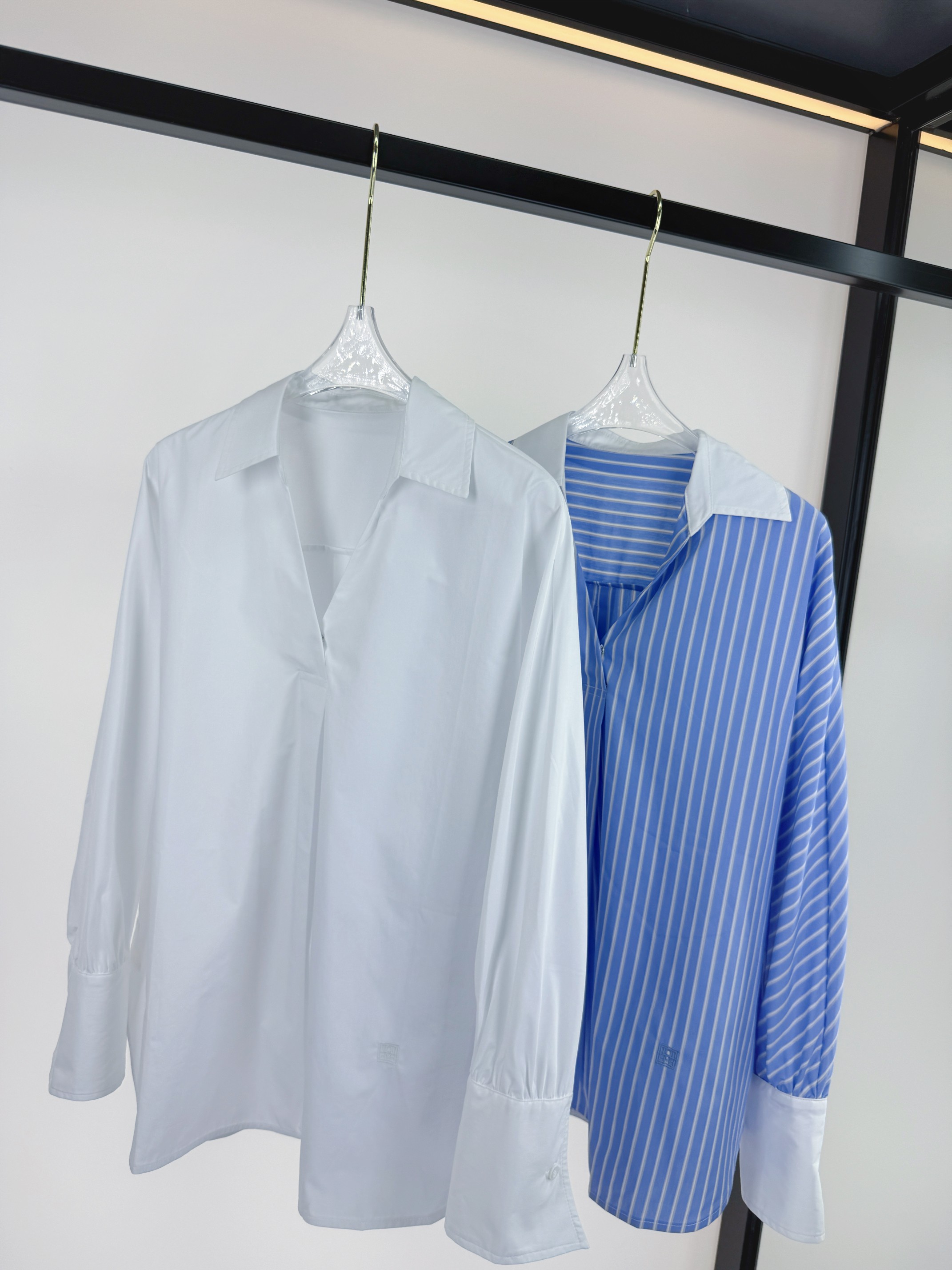 2025 Women’s Clothes: High Quality, Zipped Packing, New Styles, White Stripes, SML Sizes - 图片 3