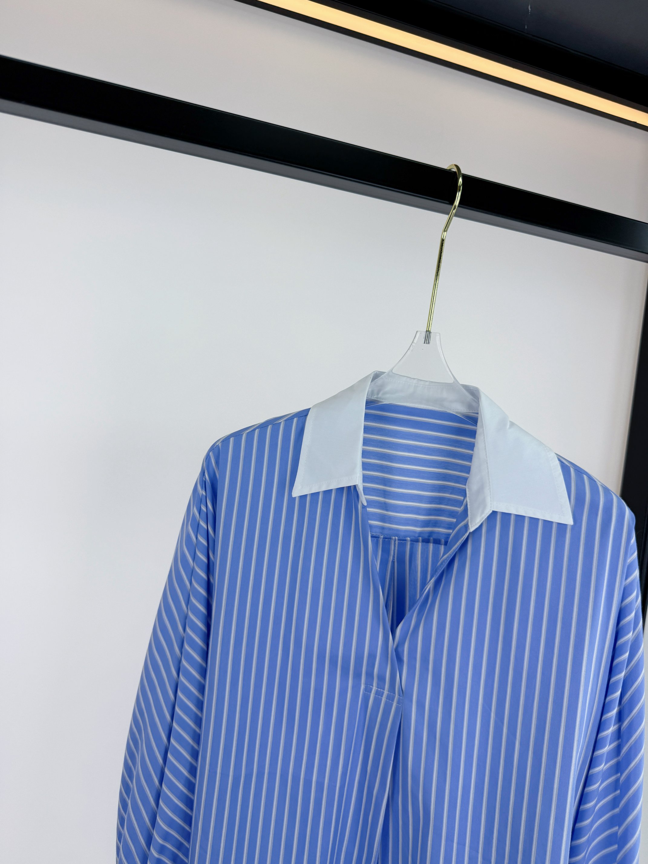 2025 Women’s Clothes: High Quality, Zipped Packing, New Styles, White Stripes, SML Sizes - 图片 5