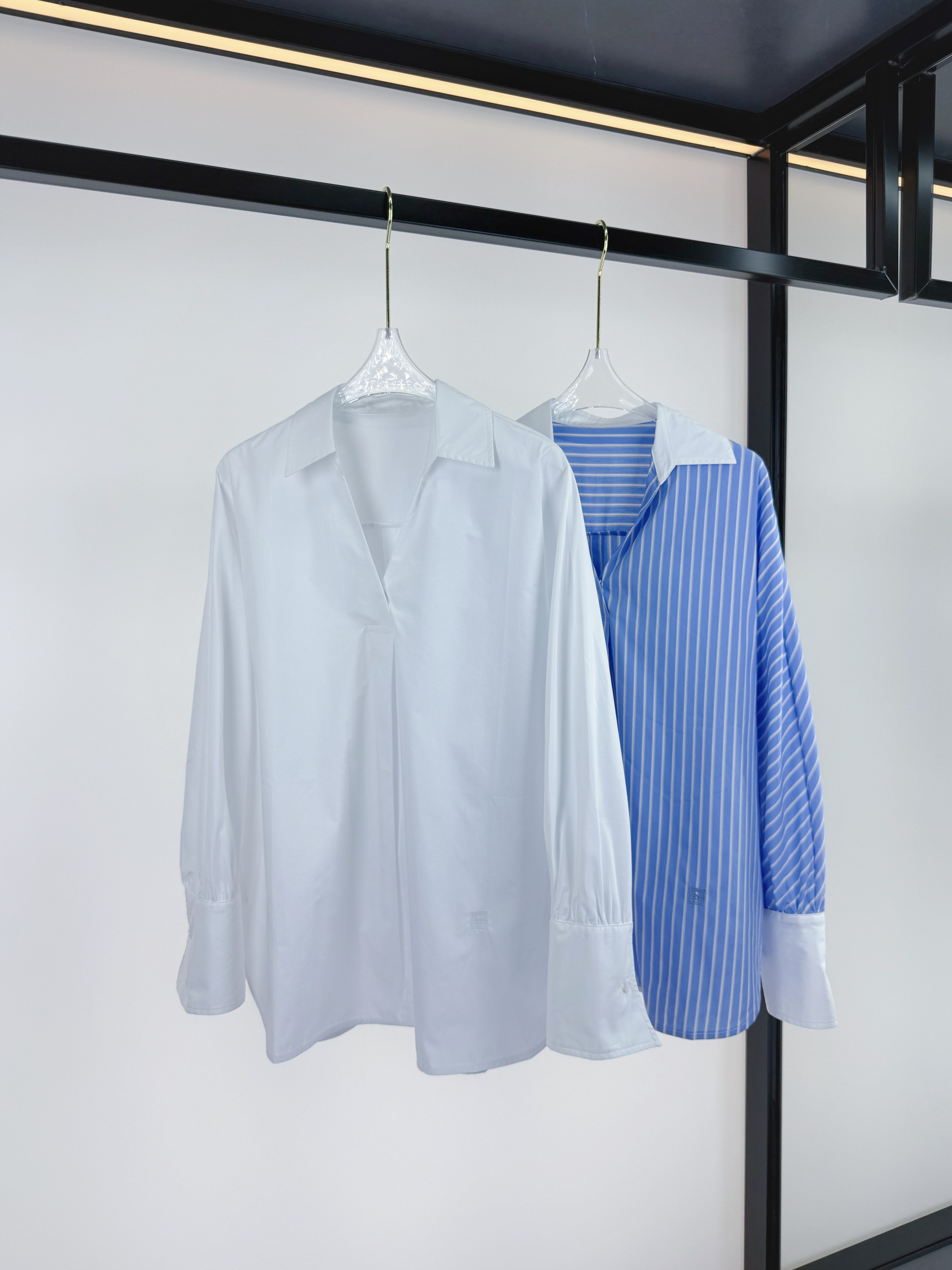 2025 Women’s Clothes: High Quality, Zipped Packing, New Styles, White Stripes, SML Sizes - 图片 2