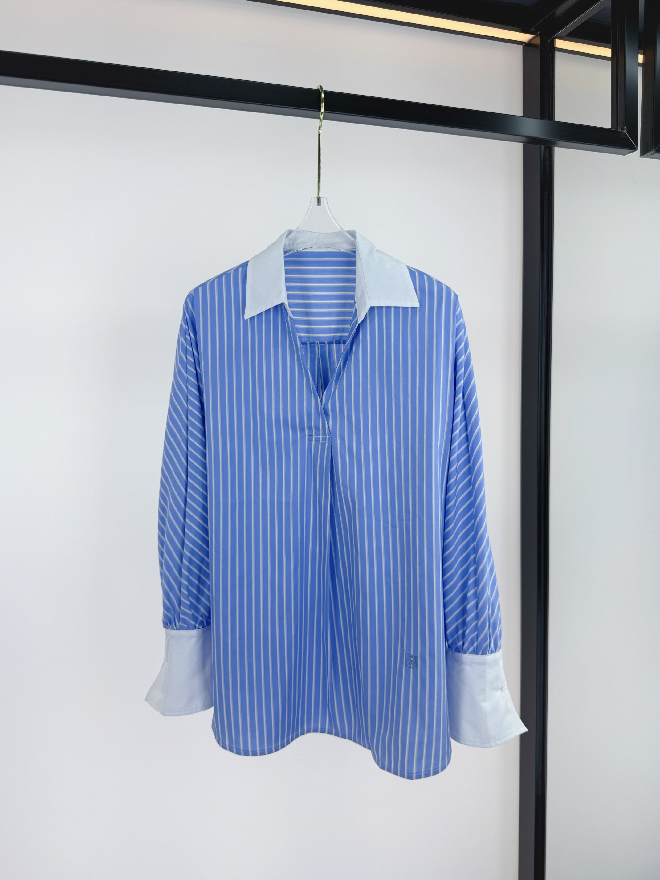 2025 Women’s Clothes: High Quality, Zipped Packing, New Styles, White Stripes, SML Sizes
