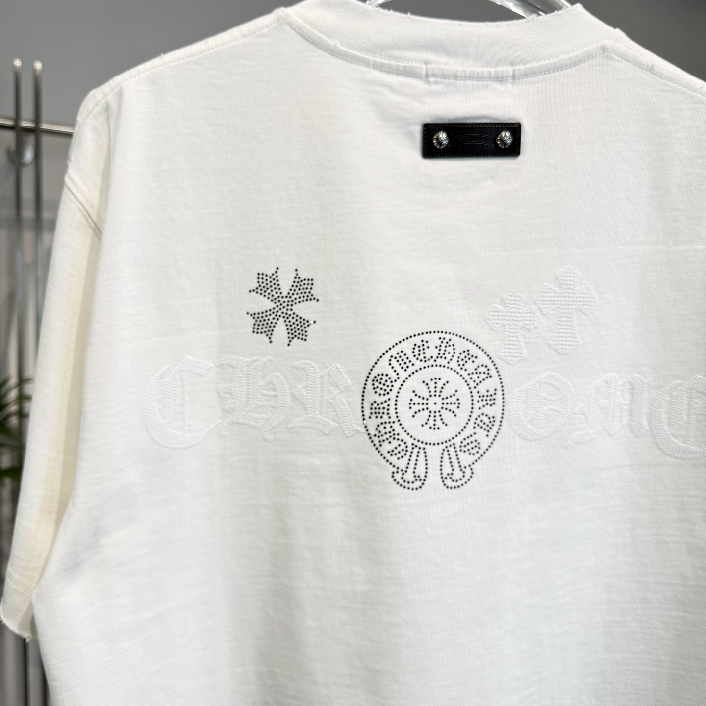 T-shirt da uomo con cuori cromati, nuova SMLXL — photo 7
