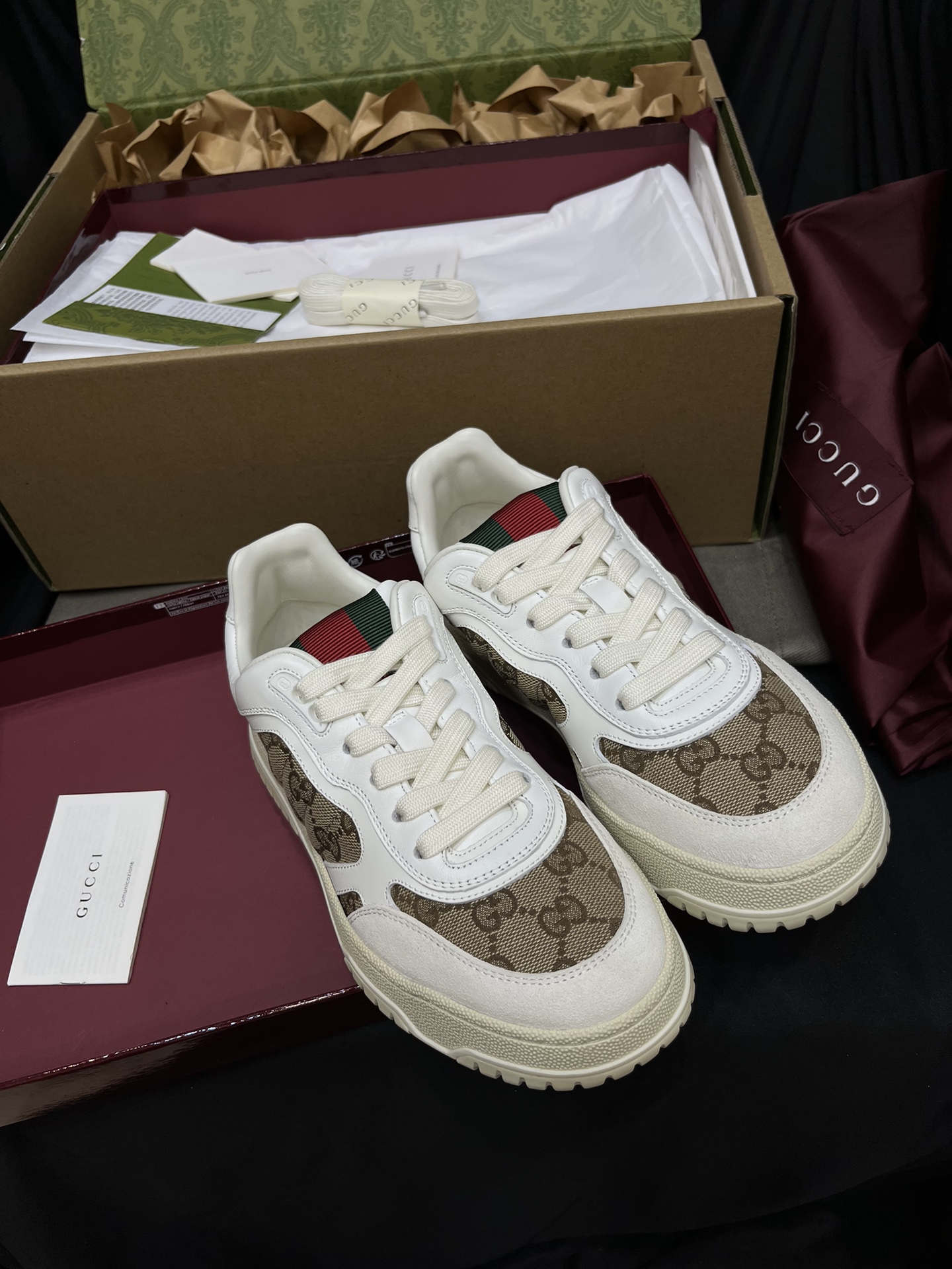 Gucci Sapatos de Skate Tênis Branco Bordados Unissexo Pele de vitelo Canvas Couro vaca cordeiro carneiro TPU Calças moletom