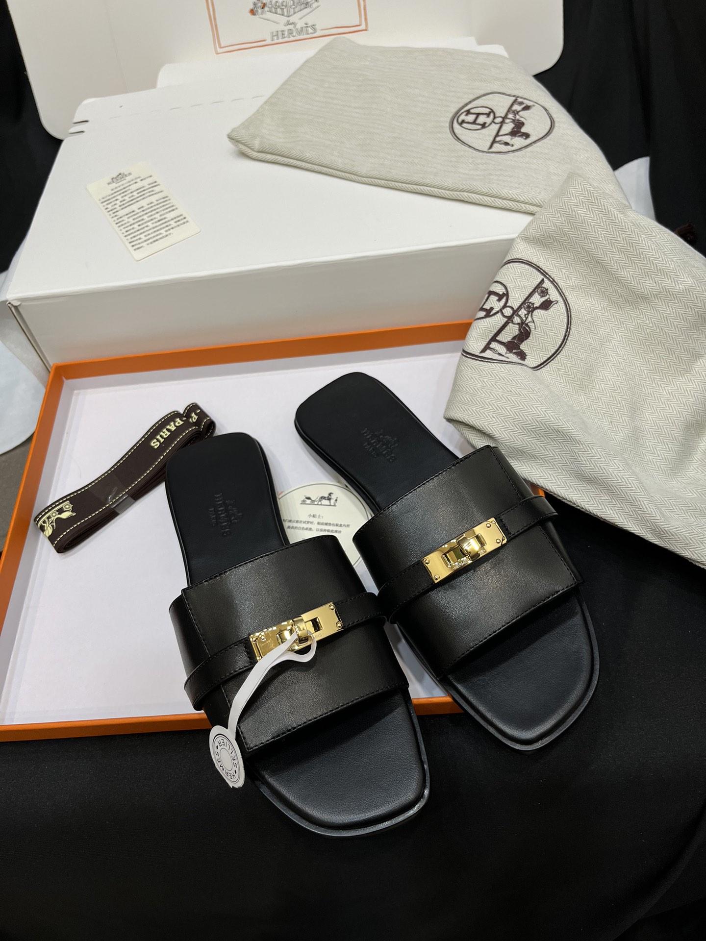 Hermes Kelly Sapatos Chinelos Ouro Pele de vitelo Couro vaca genuíno carneiro Perna Larga