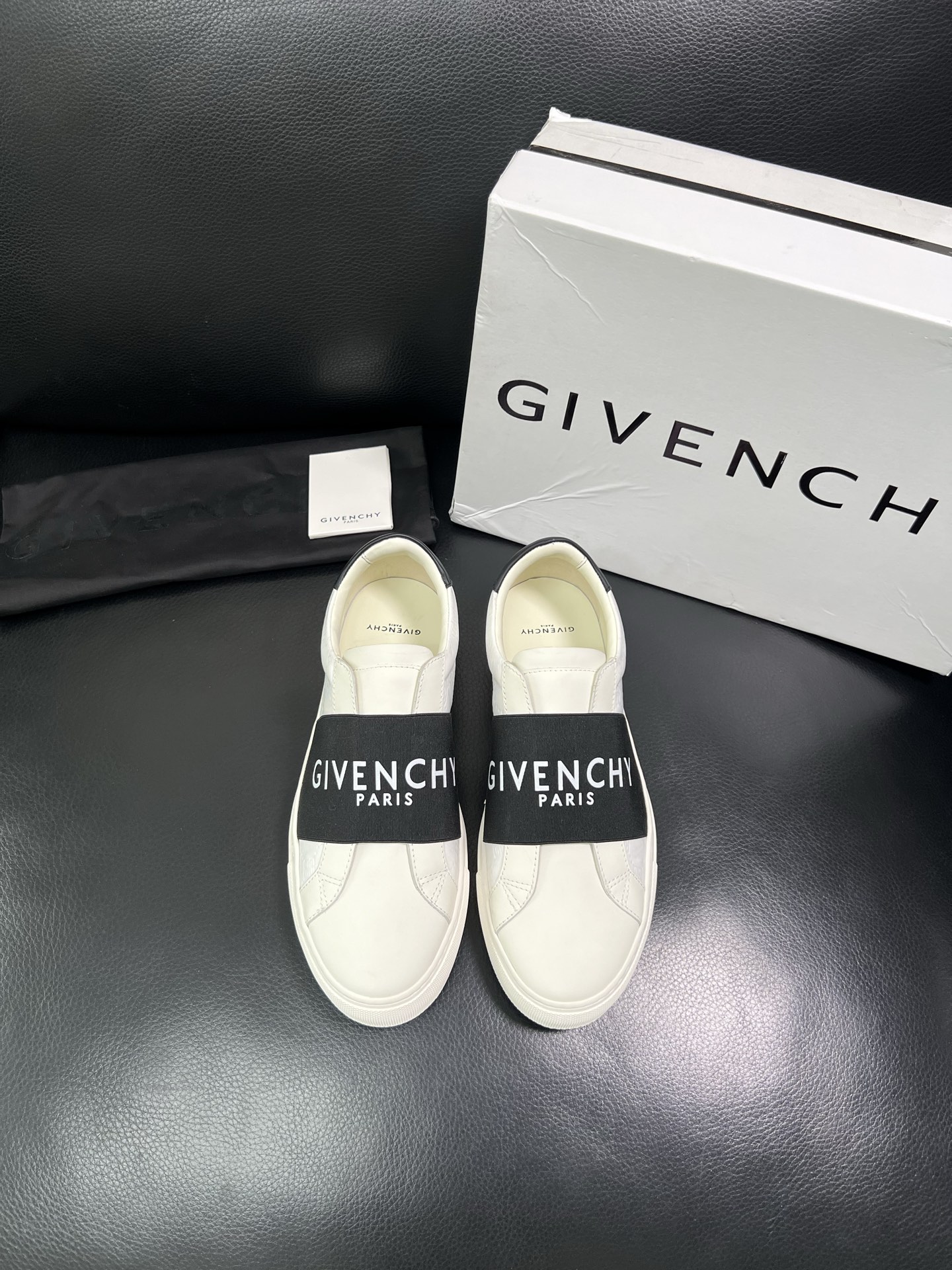 Givenchy 高品质 顶级工艺品 纪梵希 专柜同步原厂配置，意大利进口牛皮搭配网布面料，全鞋配件私模