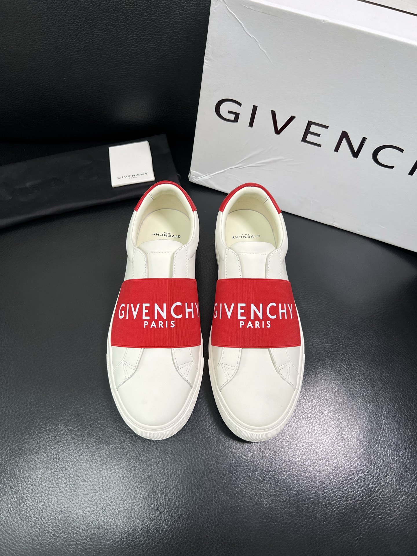 Givenchy 高品质 顶级工艺品 纪梵希 专柜同步原厂配置，意大利进口牛皮搭配网布面料，全鞋配件私模