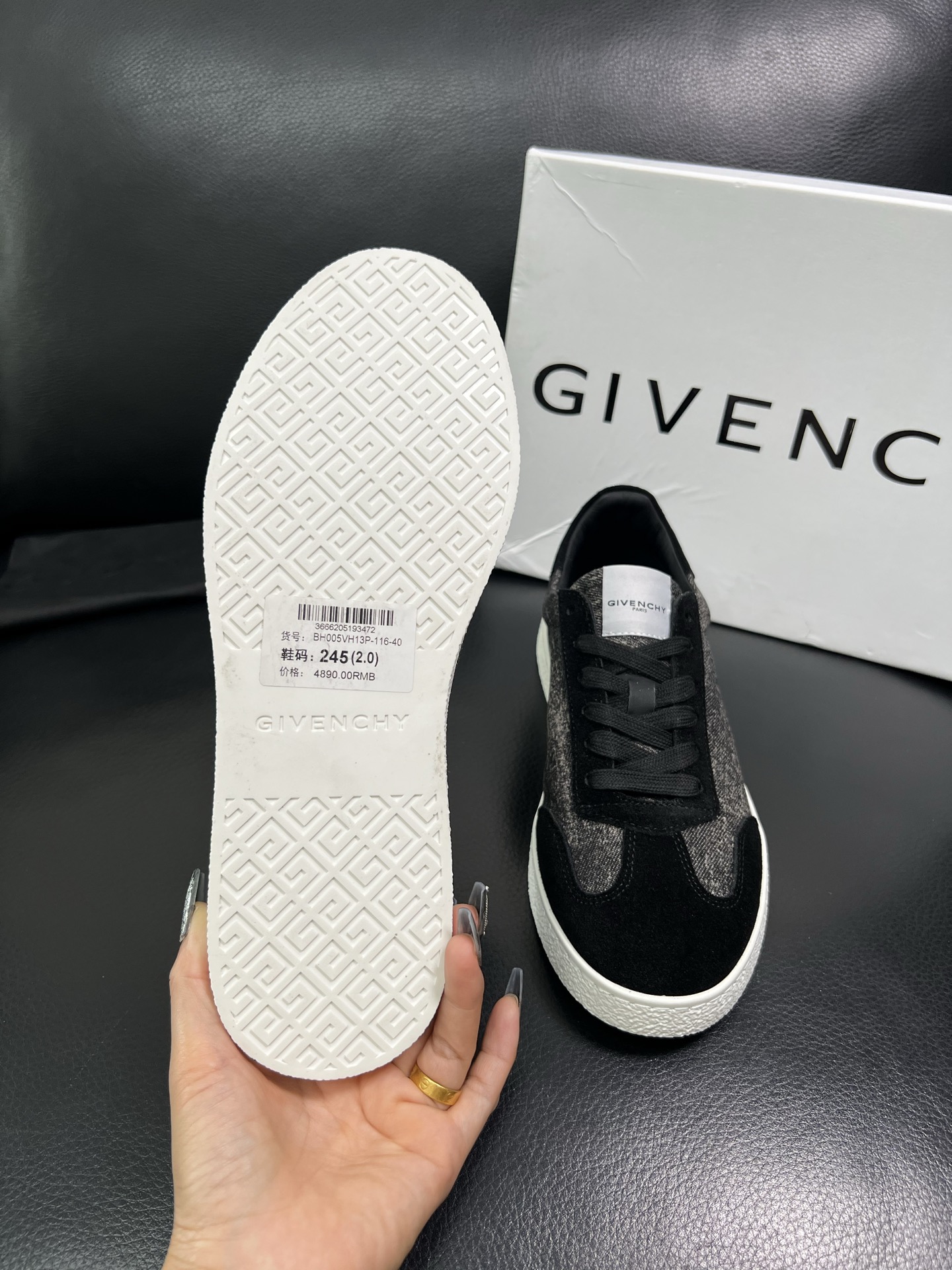 Givenchy 高品质 顶级工艺品 纪梵希 专柜同步原厂配置，意大利进口牛皮搭配网布面料，全鞋配件私模