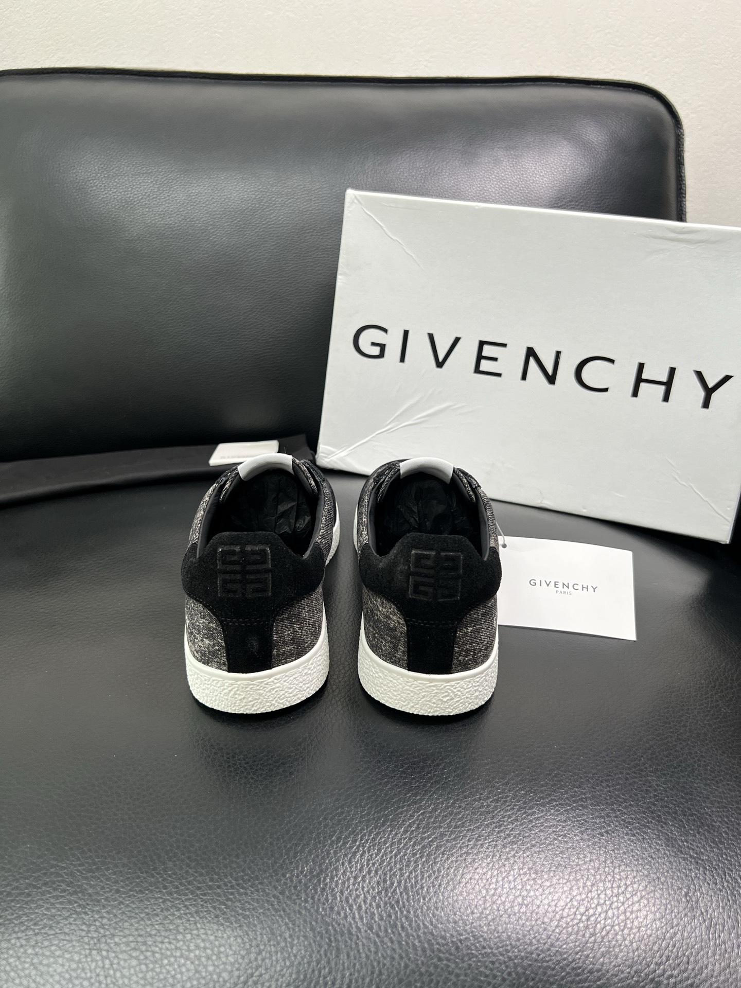 Givenchy 高品质 顶级工艺品 纪梵希 专柜同步原厂配置，意大利进口牛皮搭配网布面料，全鞋配件私模