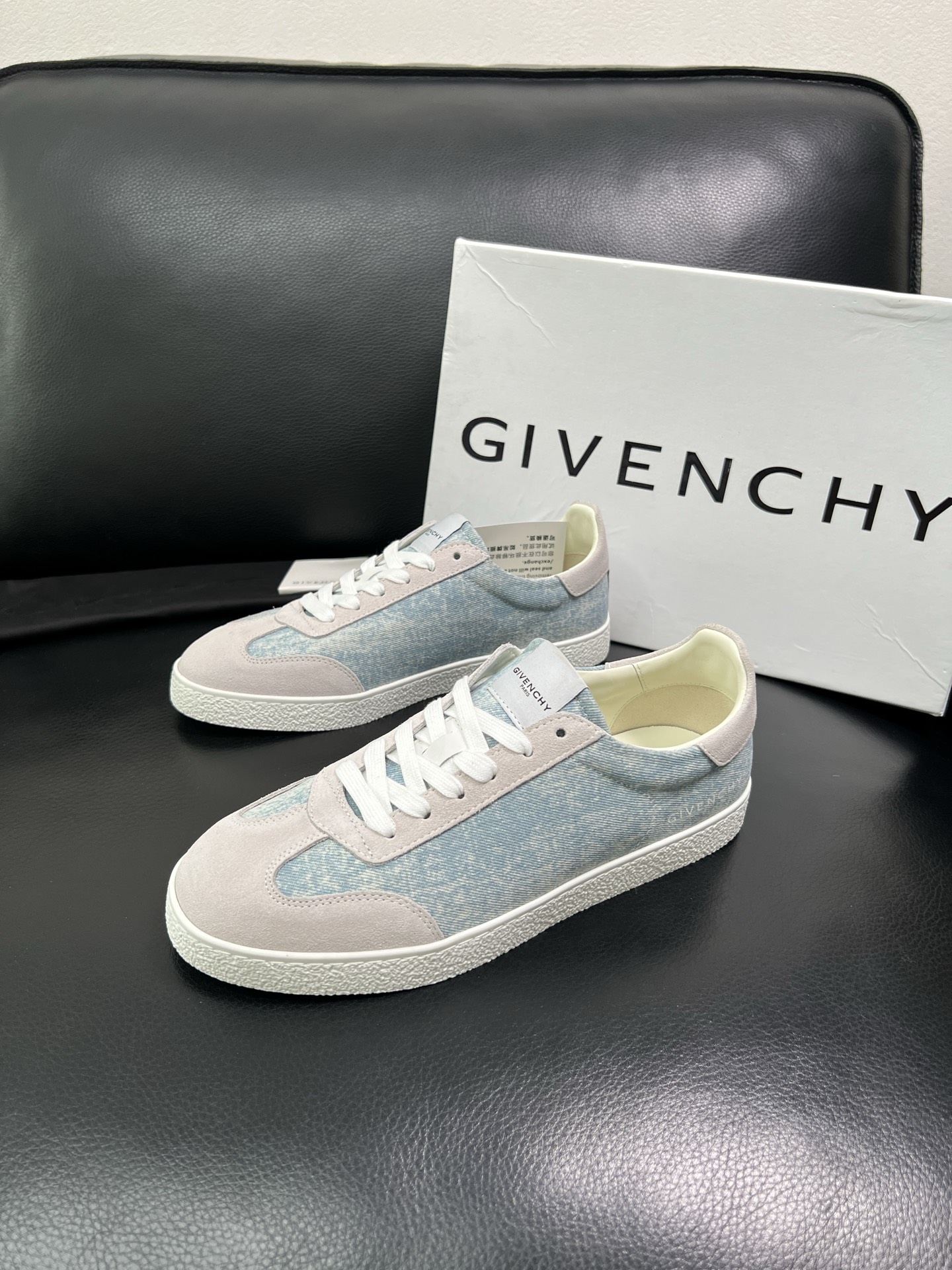 Givenchy 高品质 顶级工艺品 纪梵希 专柜同步原厂配置，意大利进口牛皮搭配网布面料，全鞋配件私模