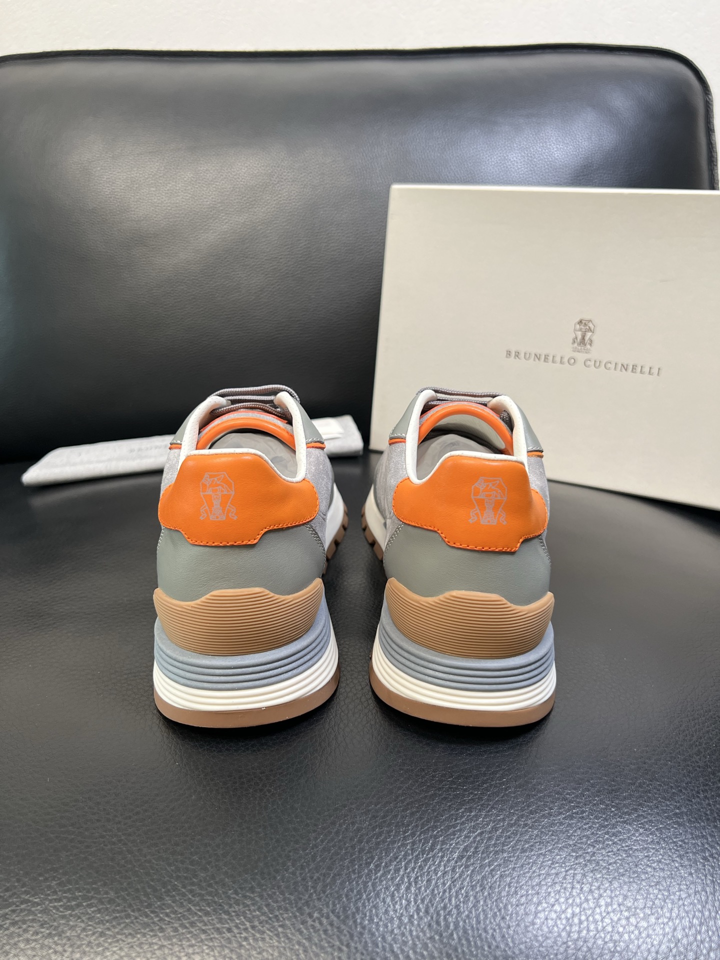 Brunello Cucinelli 高品质 顶级工艺品 BC 专柜同步原厂配置，意大利进口牛皮面料牛内