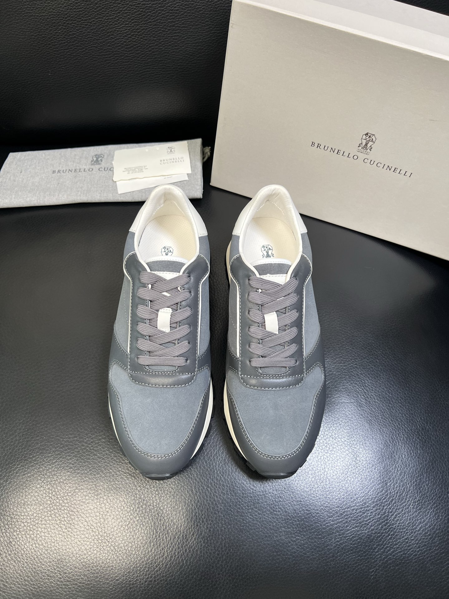 Brunello Cucinelli 高品质 顶级工艺品 BC 专柜同步原厂配置，意大利进口牛皮面料牛内