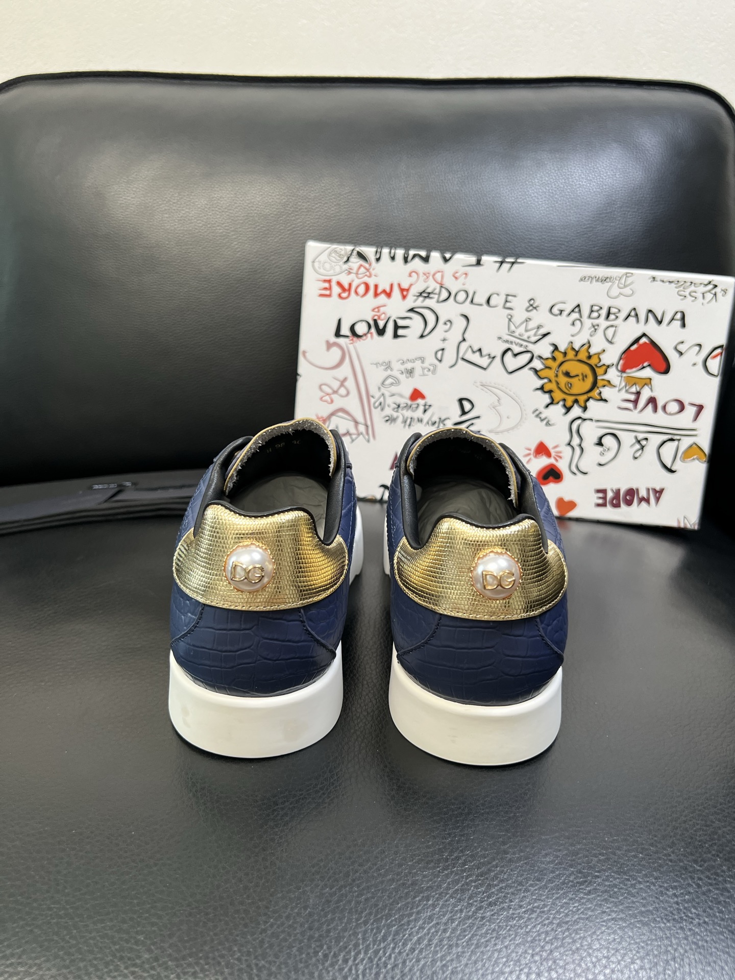 Dolce & Gabbana 高品质 顶级工艺品 杜嘉班纳 爆款专柜新品同步，鞋面意大利进口牛皮料，高