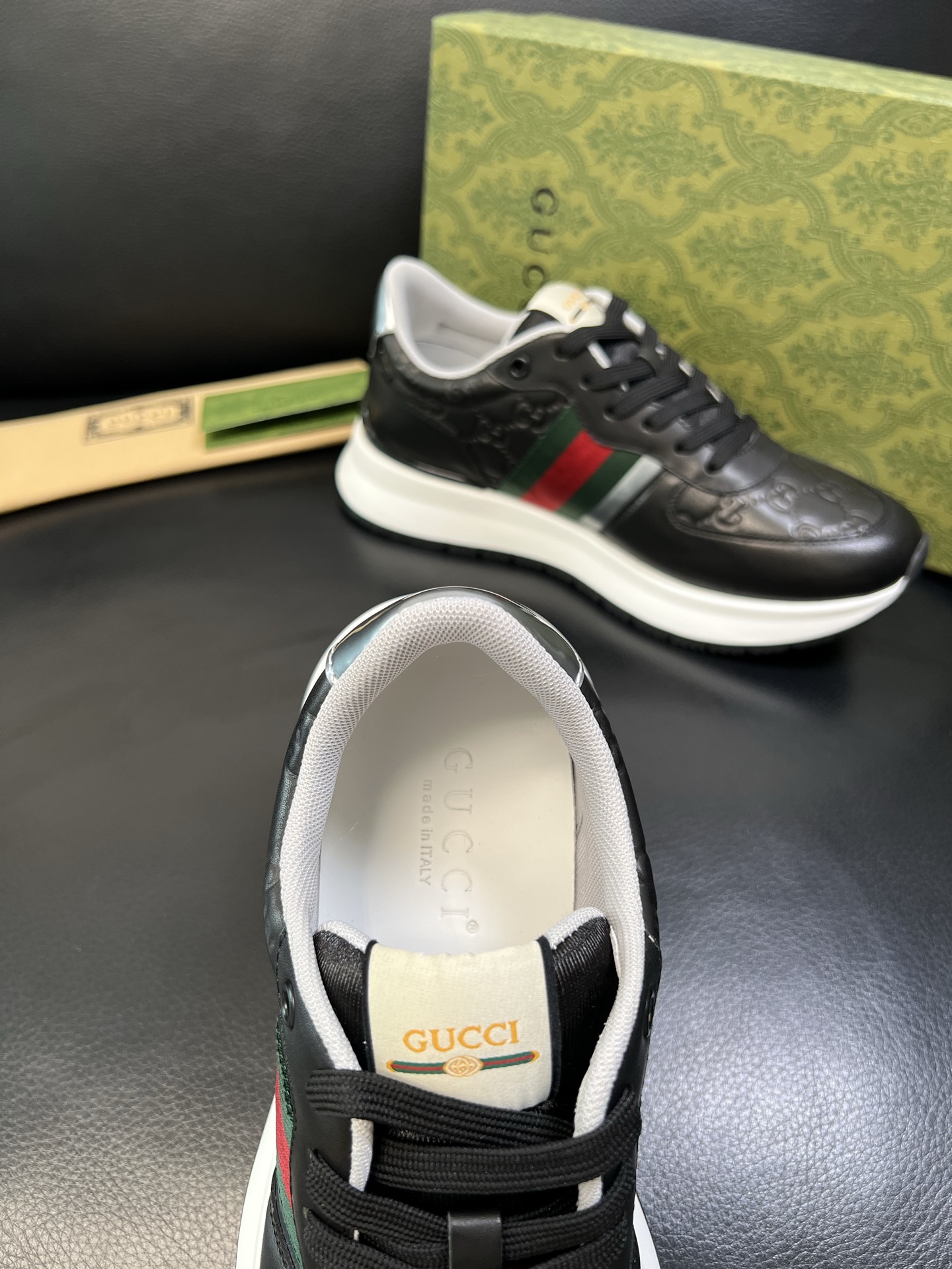 Gucci 高品质 顶级工艺品 古奇 专柜新款原厂配置，意大利进口牛皮搭配印花面料，进口牛皮内里垫，透气