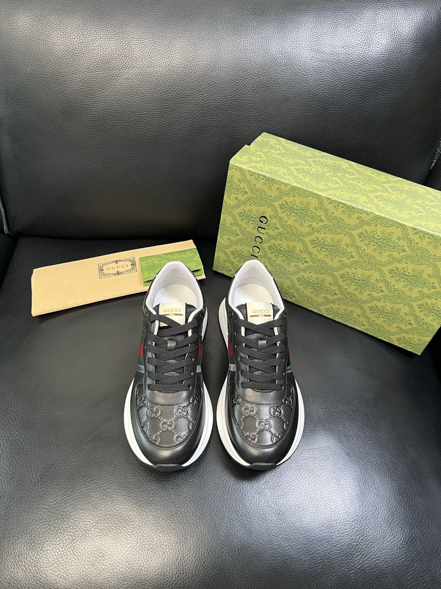 Gucci 高品质 顶级工艺品 古奇 专柜新款原厂配置，意大利进口牛皮搭配印花面料，进口牛皮内里垫，透气