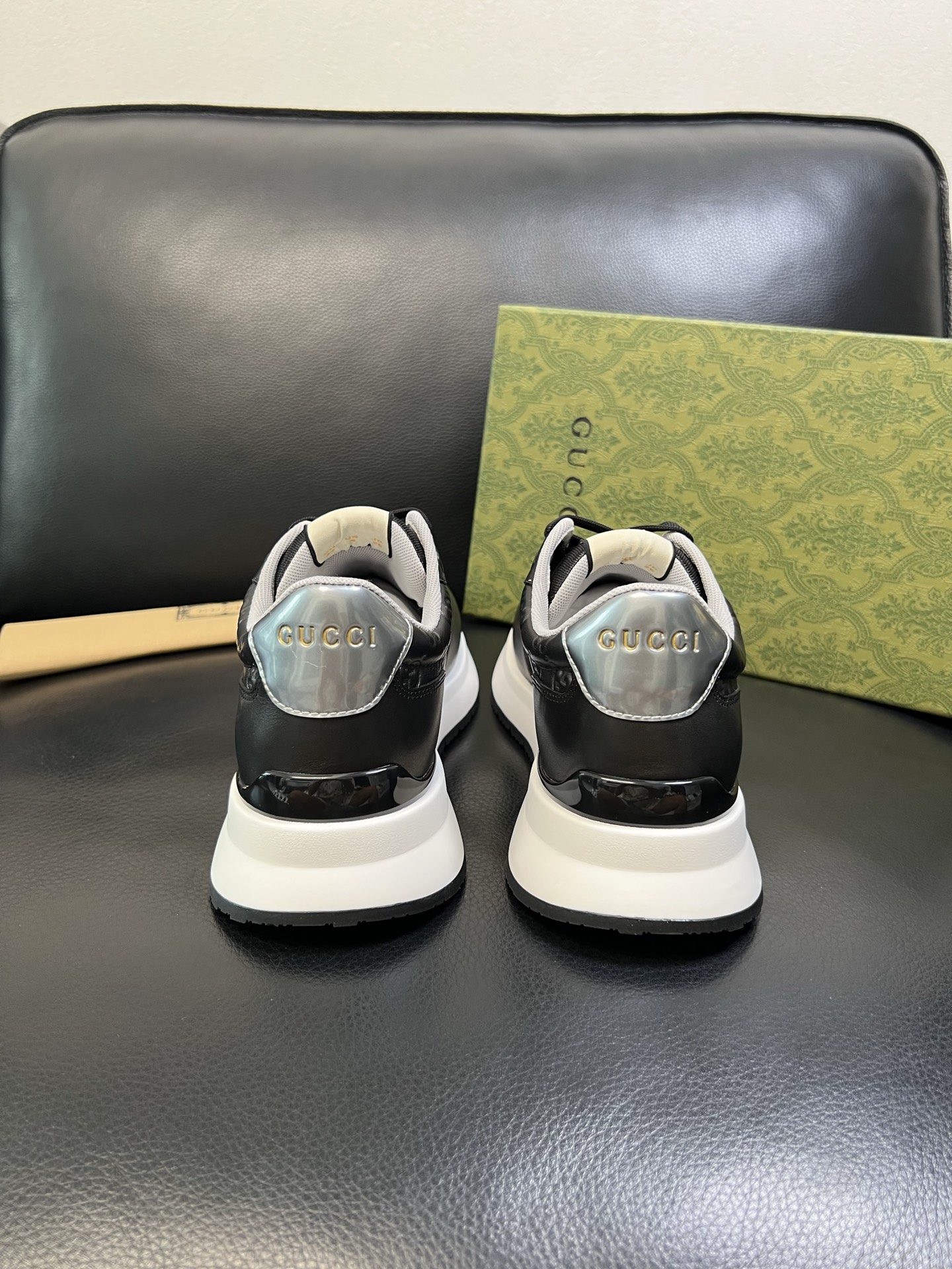 Gucci 高品质 顶级工艺品 古奇 专柜新款原厂配置，意大利进口牛皮搭配印花面料，进口牛皮内里垫，透气