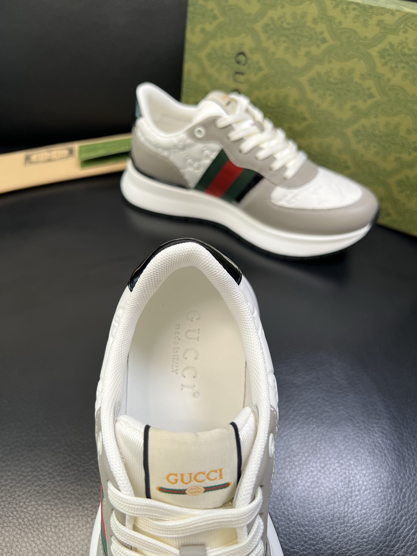 Gucci 高品质 顶级工艺品 古奇 专柜新款原厂配置，意大利进口牛皮搭配印花面料，进口牛皮内里垫，透气