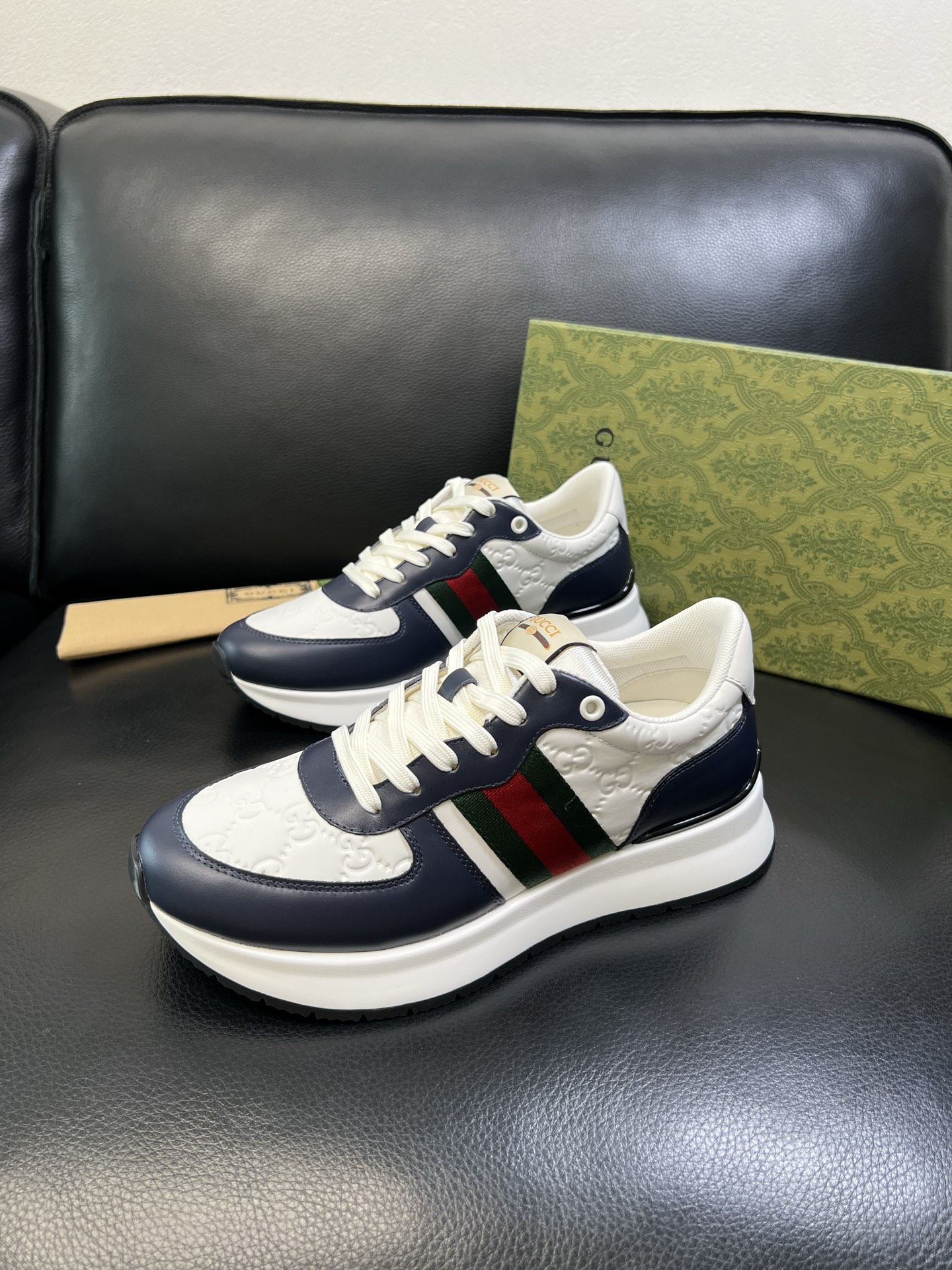 Gucci 高品质 顶级工艺品 古奇 专柜新款原厂配置，意大利进口牛皮搭配印花面料，进口牛皮内里垫，透气