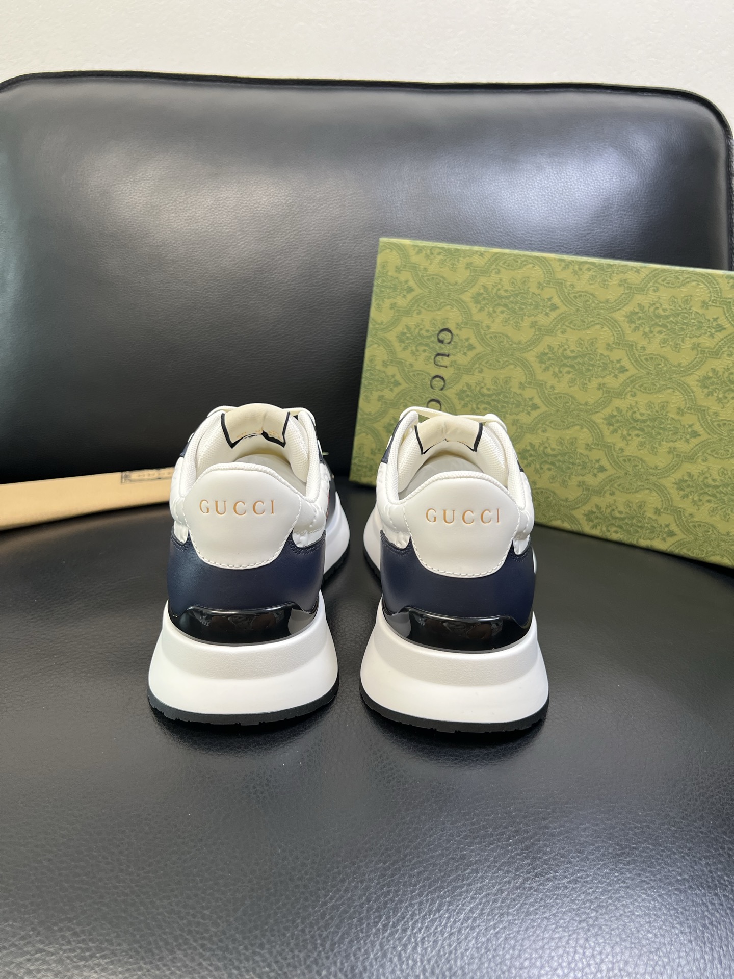 Gucci 高品质 顶级工艺品 古奇 专柜新款原厂配置，意大利进口牛皮搭配印花面料，进口牛皮内里垫，透气