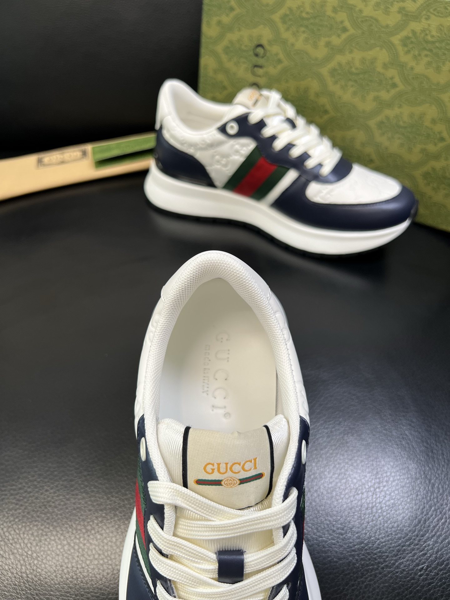 Gucci 高品质 顶级工艺品 古奇 专柜新款原厂配置，意大利进口牛皮搭配印花面料，进口牛皮内里垫，透气