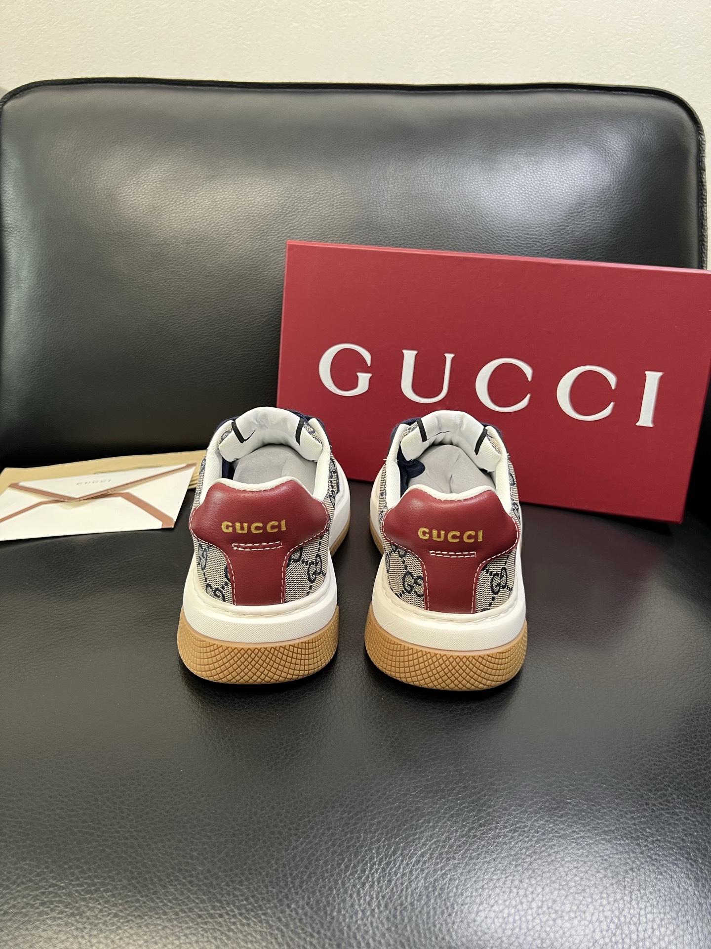 Gucci 高品质 顶级工艺品 古奇 专柜新款原厂配置，意大利进口牛皮搭配印花布面料，进口牛皮内里垫，透