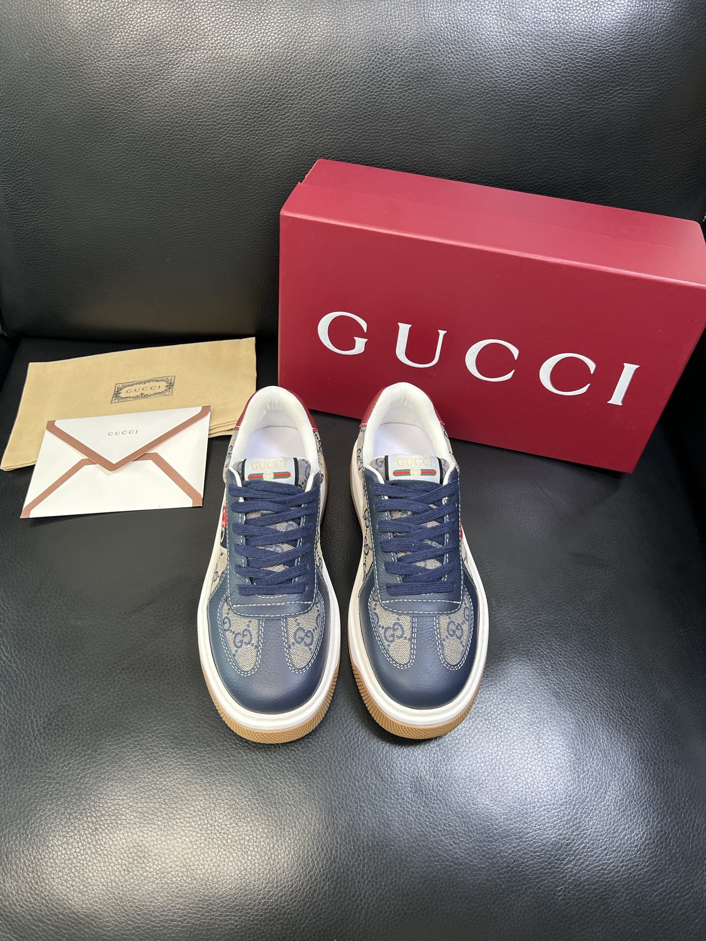 Gucci 高品质 顶级工艺品 古奇 专柜新款原厂配置，意大利进口牛皮搭配印花布面料，进口牛皮内里垫，透