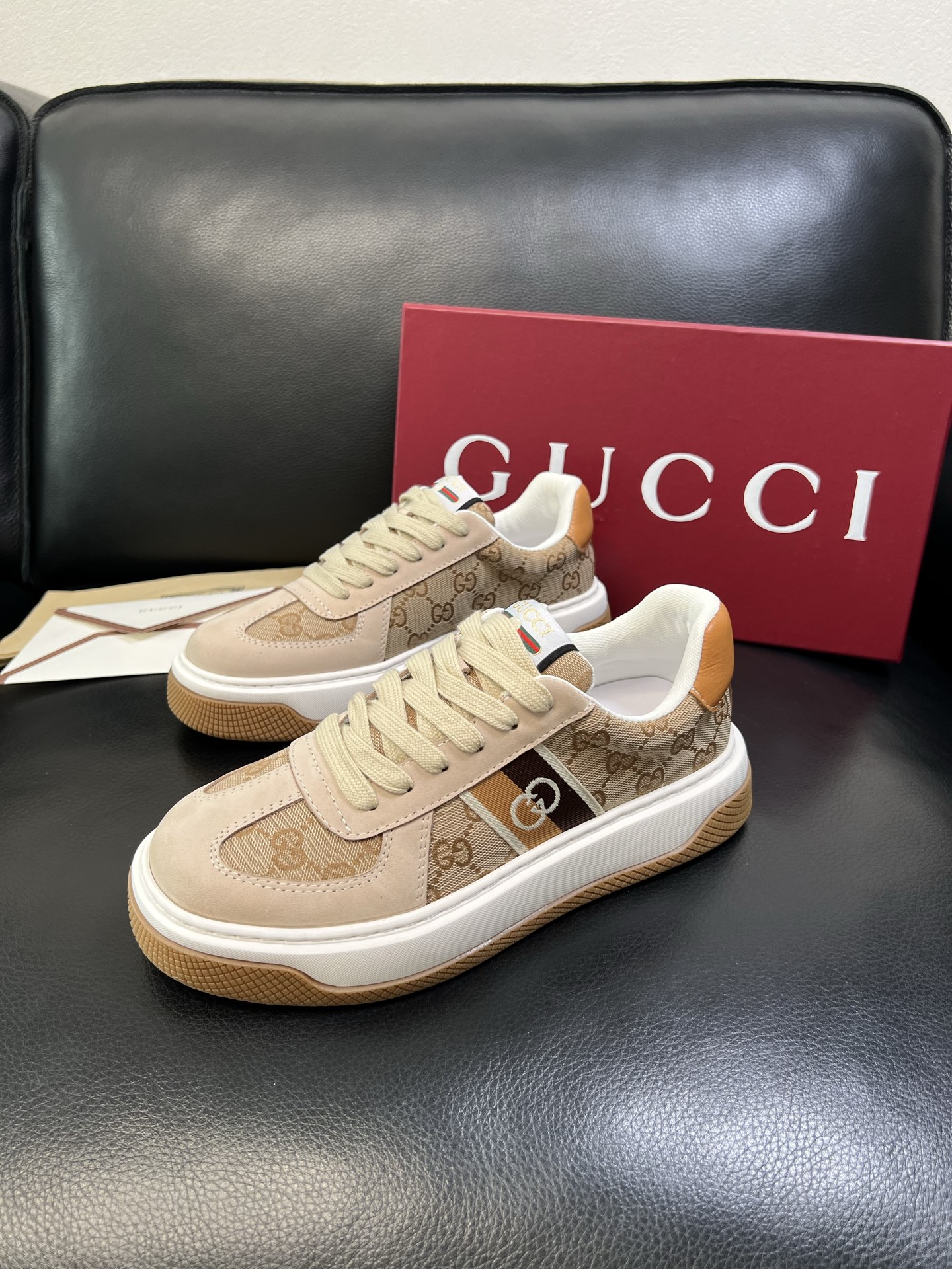 Gucci 高品质 顶级工艺品 古奇 专柜新款原厂配置，意大利进口牛皮搭配印花布面料，进口牛皮内里垫，透